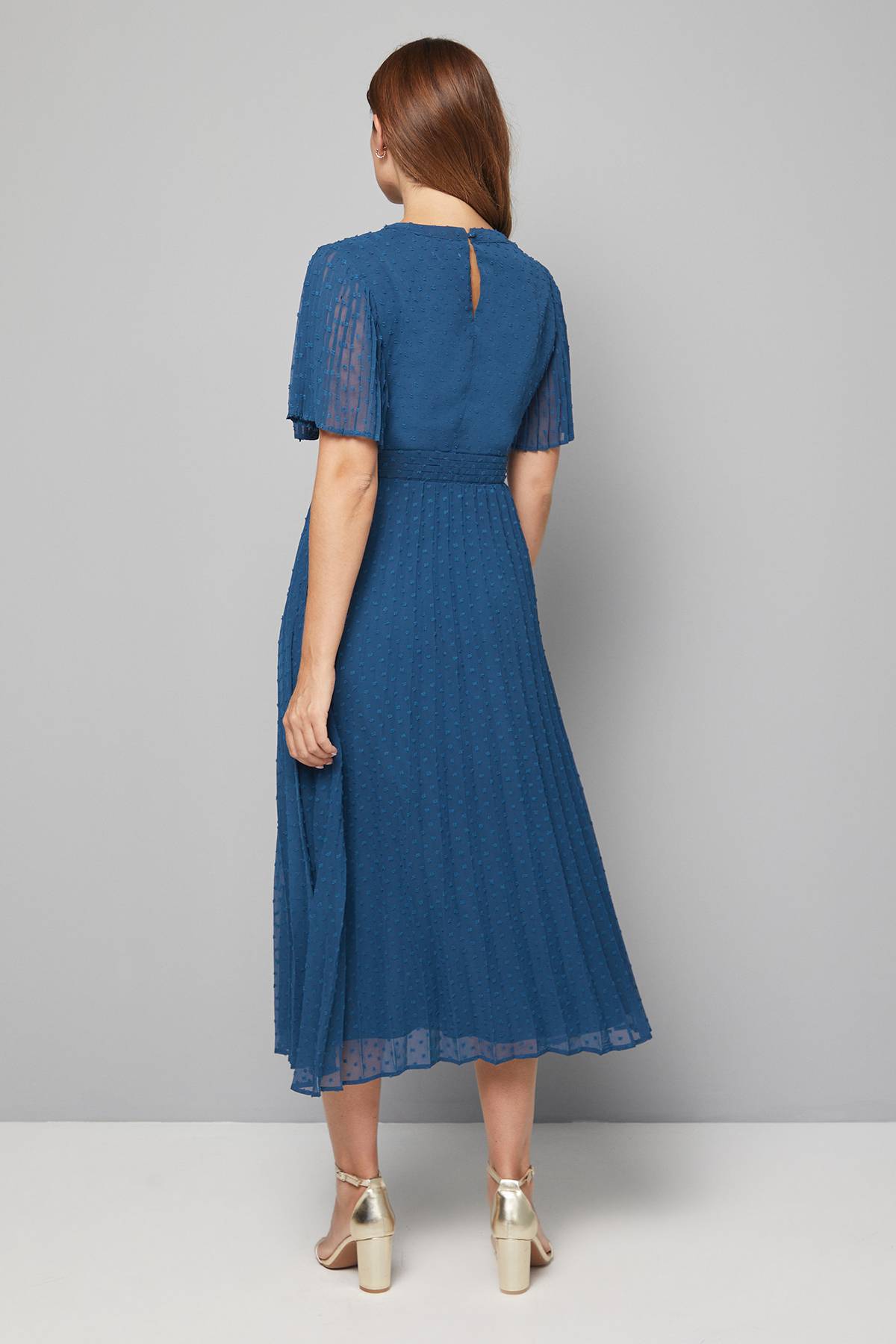 Wallis Robe Midi en Mousseline Dobby à Manches Plissées