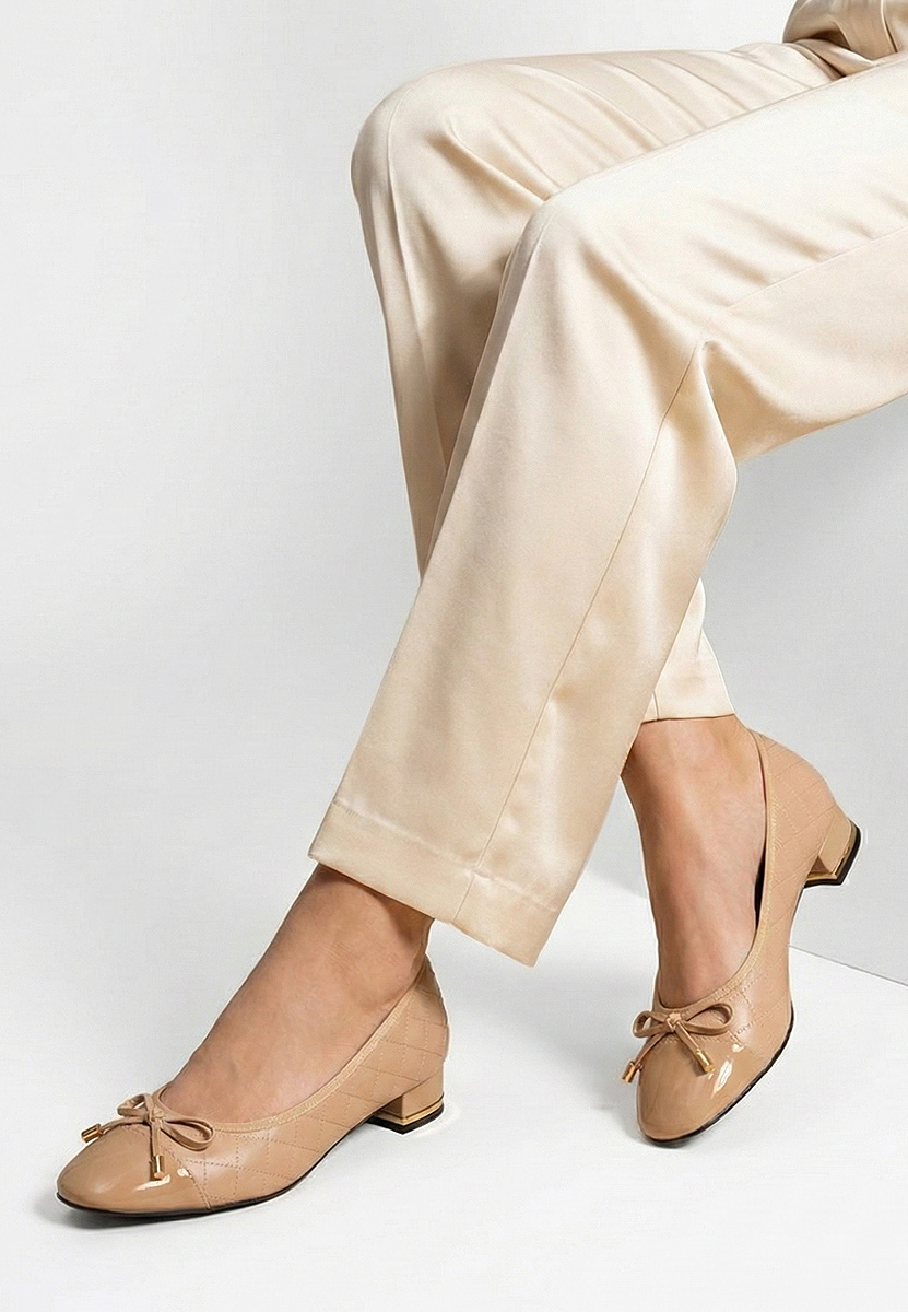 Chaussures à petit talon beige Toya V2
