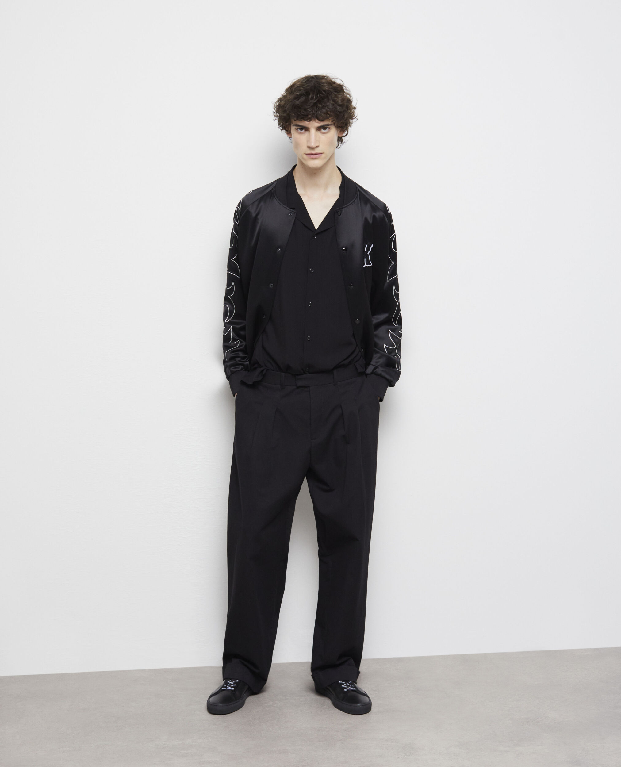 Blouson Teddy noir avec broderies Western