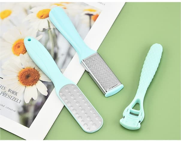Pedicure-sæt med fodfil, negleklipper og mere