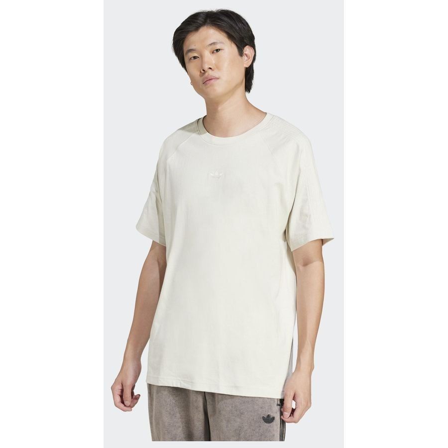 Adidas Original T-shirt Premium Essentials