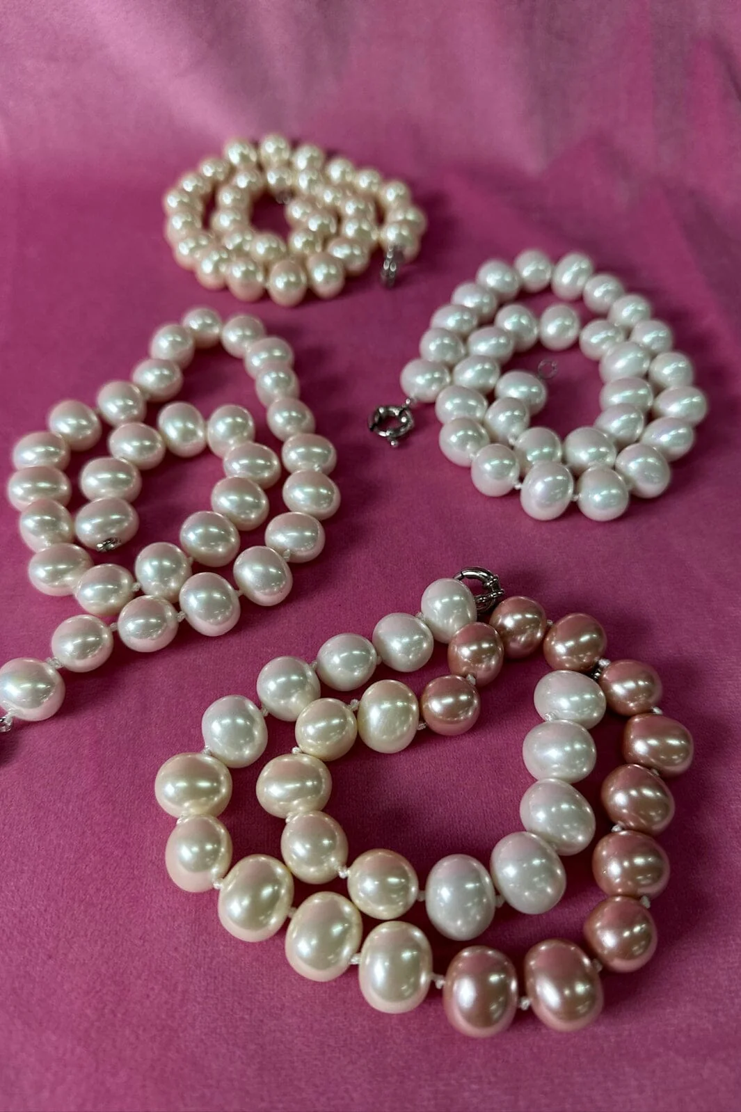 Mellow Moon Pearl Necklace N1612 white