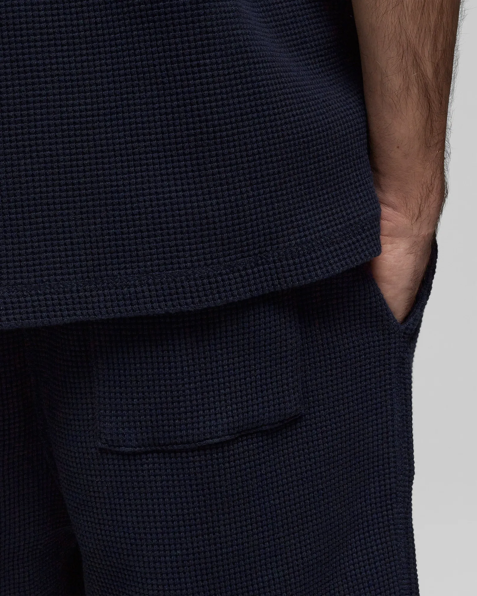 CLOSED SHORTS