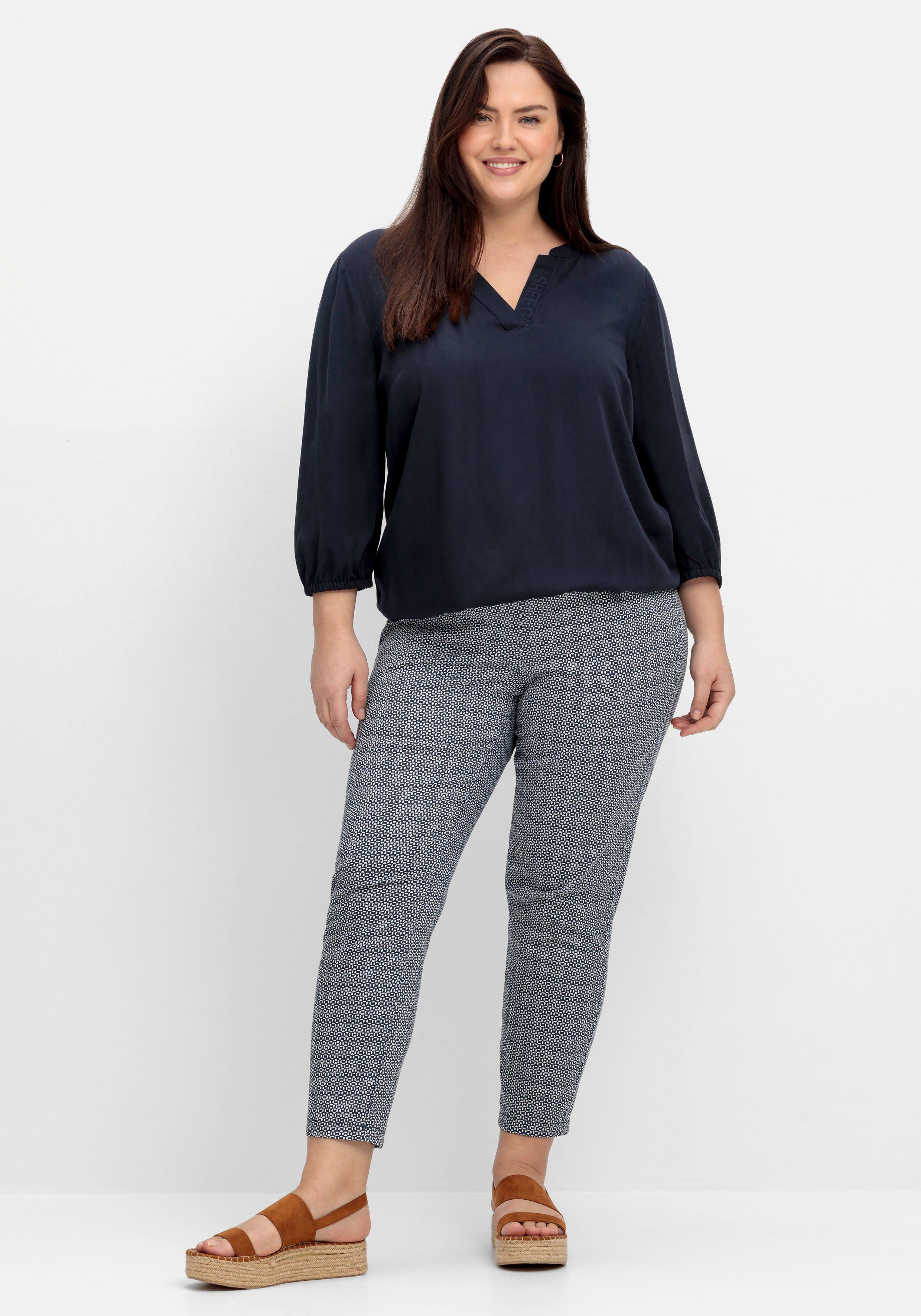 Schmale Hose mit Minimalprint und Gummibund