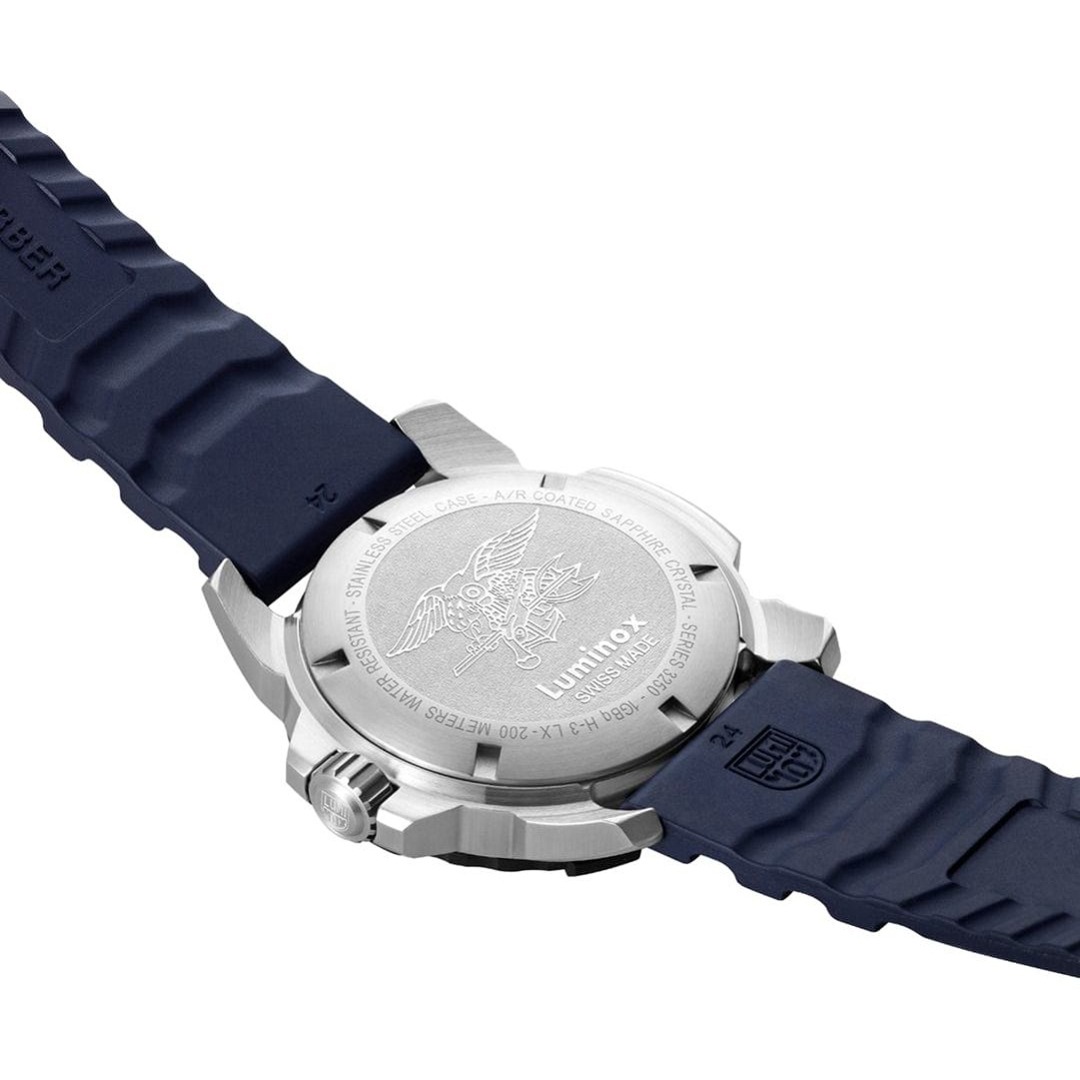 Luminox Navy Seal Steel 3250 Series