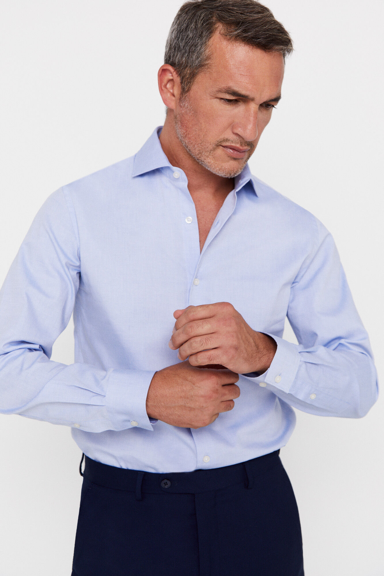 Camisa social lisa de fácil passar - Azul