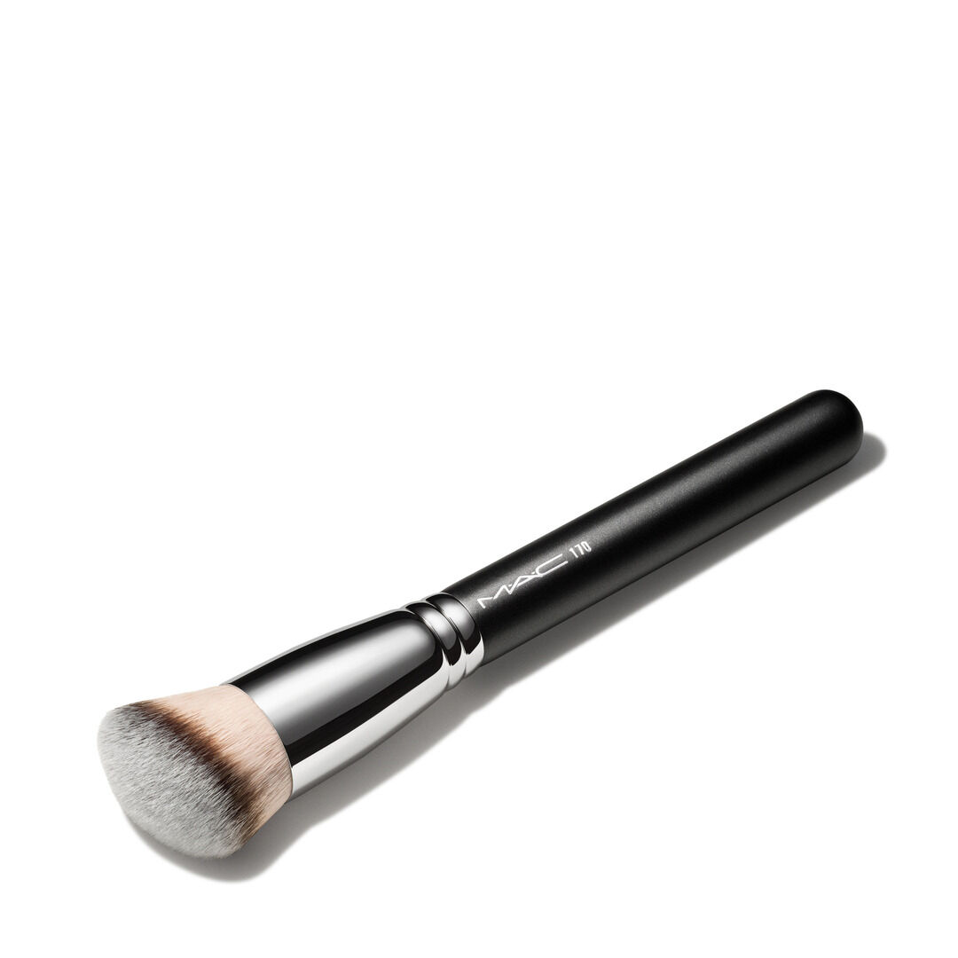 MAC  170 SYNTHETIC ROUNDED SLANT BRUSH - 1un