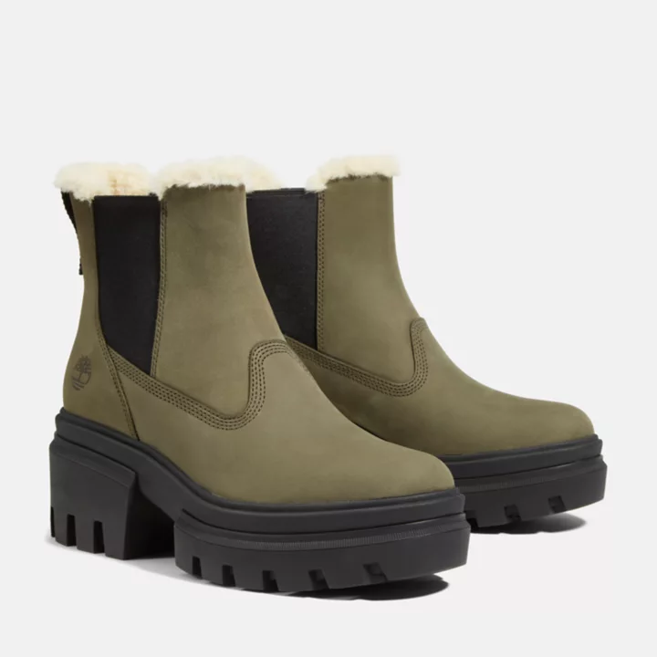 Bota Chelsea Everleigh com forro quente para mulheres, na cor verde-escura.