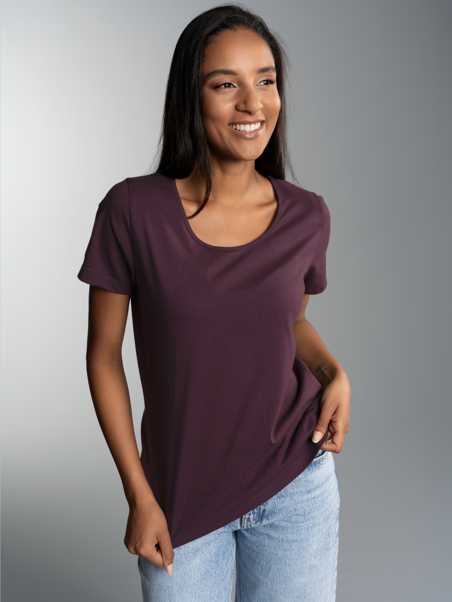T-Shirt aus Biobaumwolle Aubergine-C2C