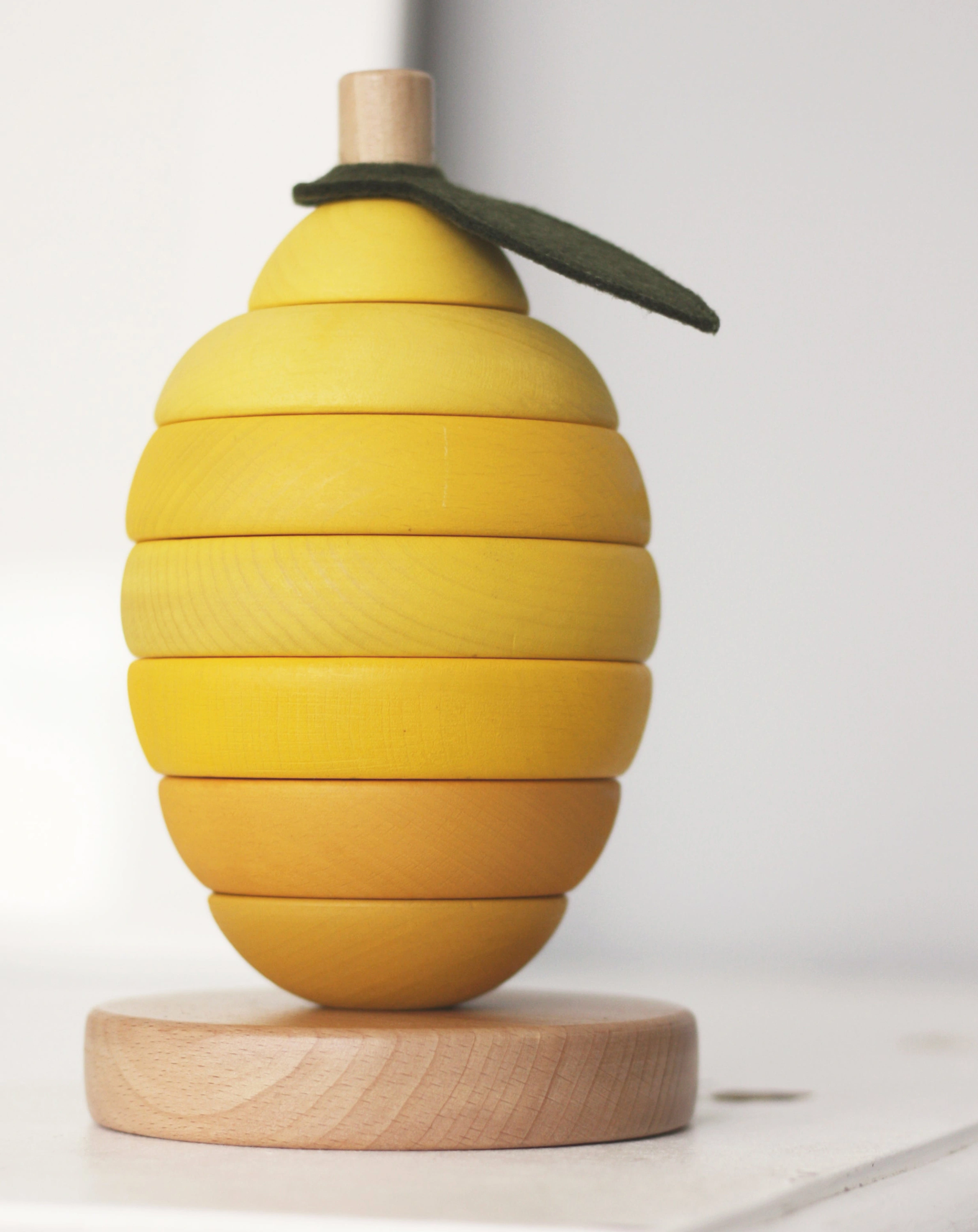 Holz-Stapelspielzeug LEMON (20cm) 9-teilig