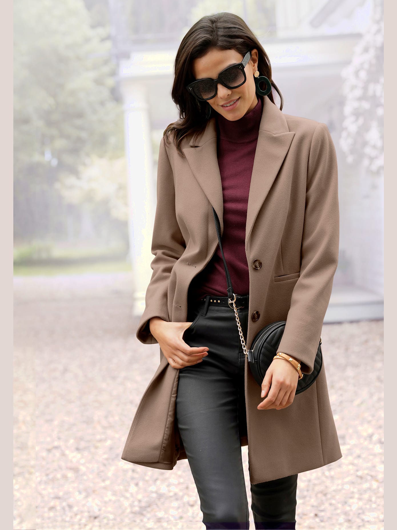 Manteau long, grand col à revers