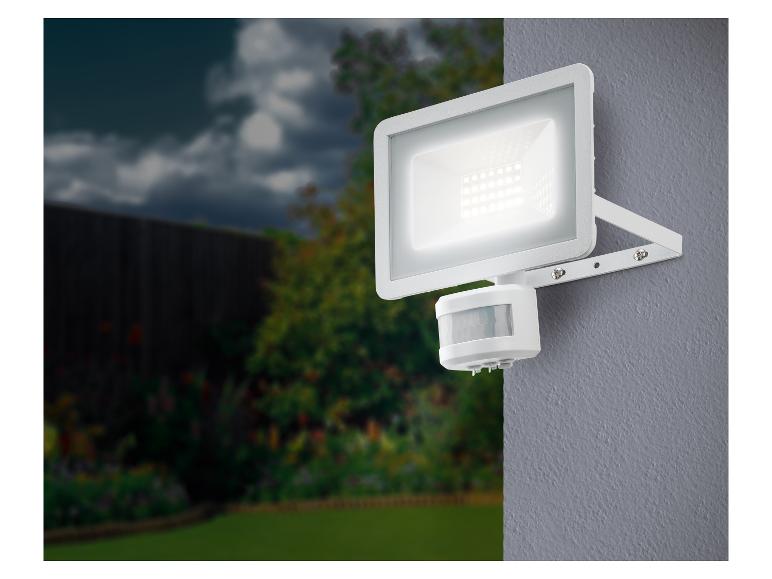 Buitenlamp met sensor