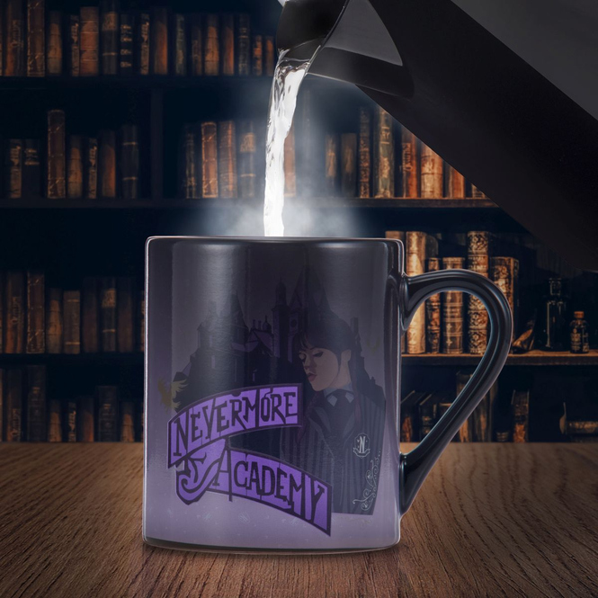 Wednesday - Tasse mit Farbwechsel - Nevermore Academy
