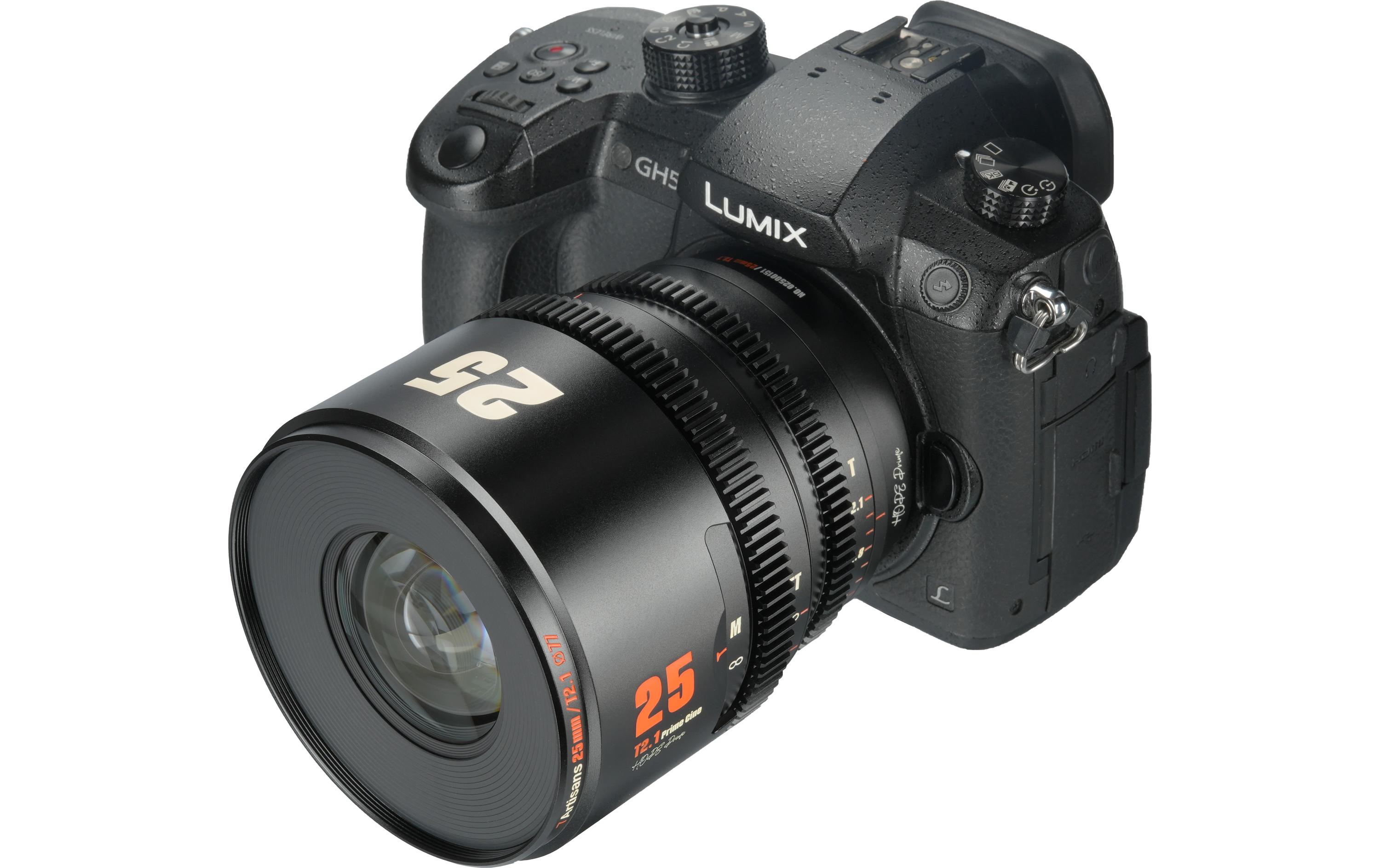 Festbrennweite 25mm T/2.1 – MFT<br>Kompaktes, leichtes Objektiv für Kameras mit Super35-Sensoren