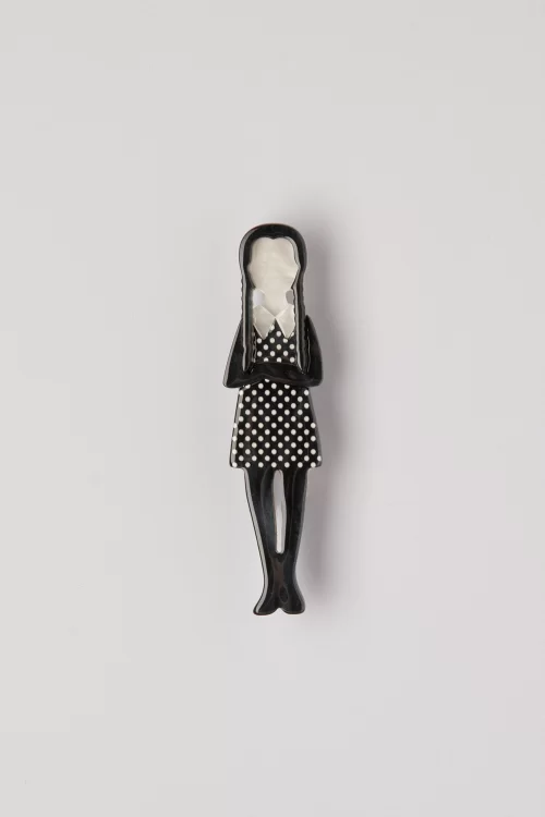 Erstwilder Full of Woe broche