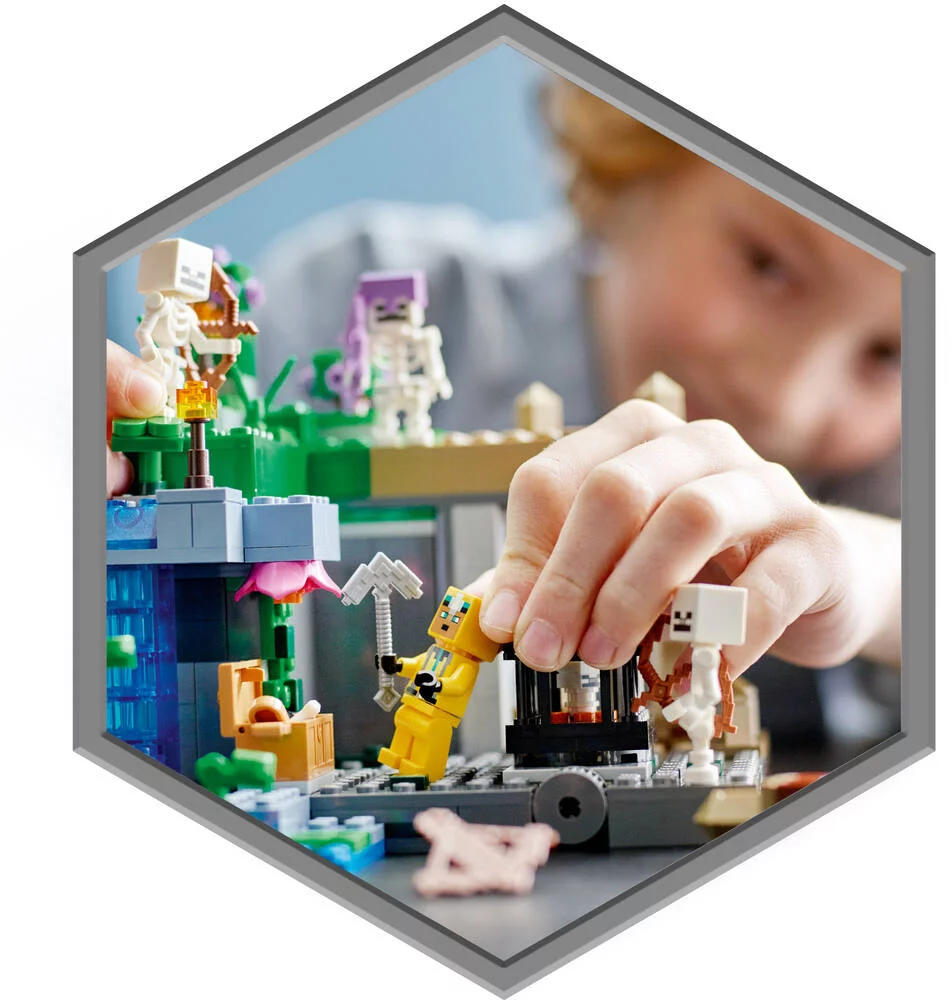 LEGO®MINECRAFT™ 21189 - LE DONJON SQUELETTE