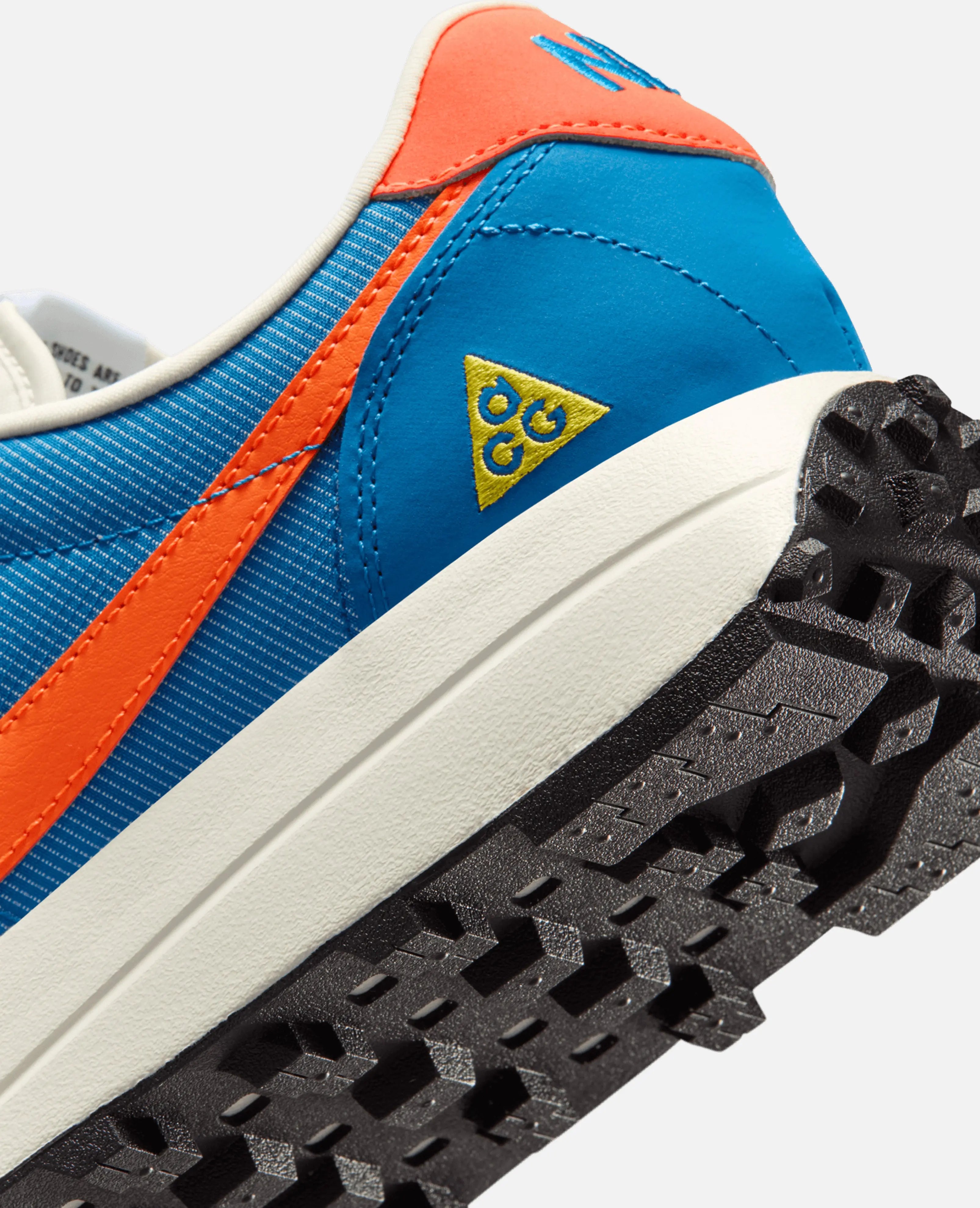 Nike ACG Ldv (Brilliant Blue/Turf Orange-Sail-White-Black-Tour Yellow)