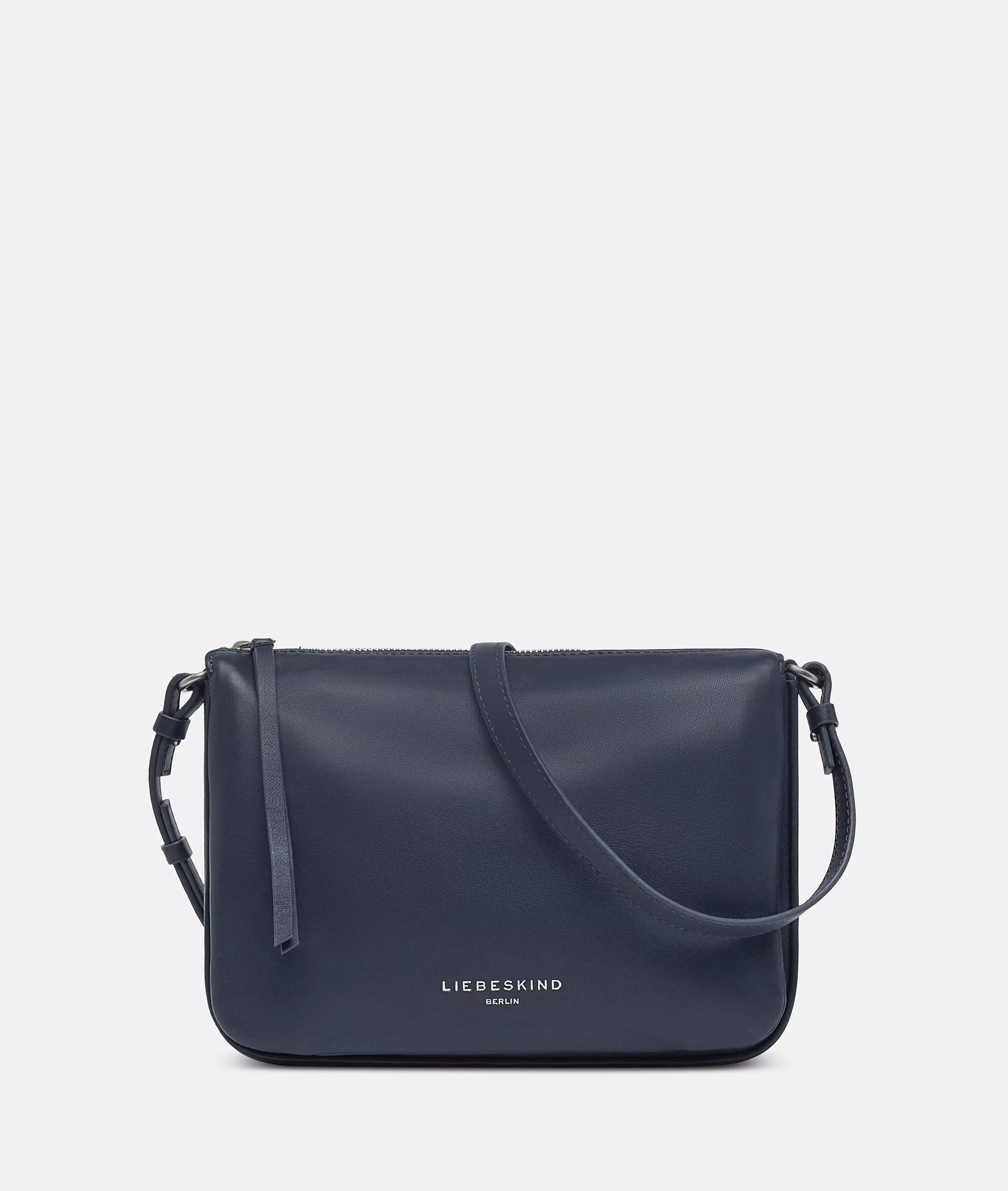 Crossbody Spacious shoulder bag made from soft sheepskin