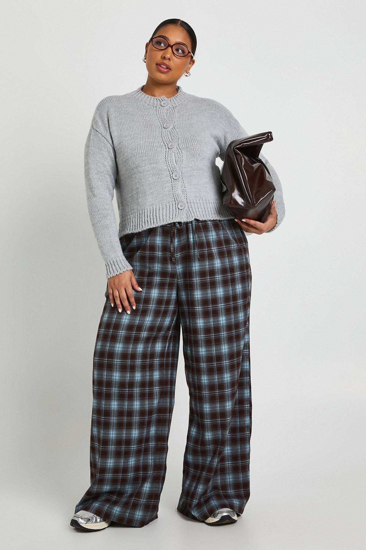 boohoo Plus Crew Neck Button Front Cardigan