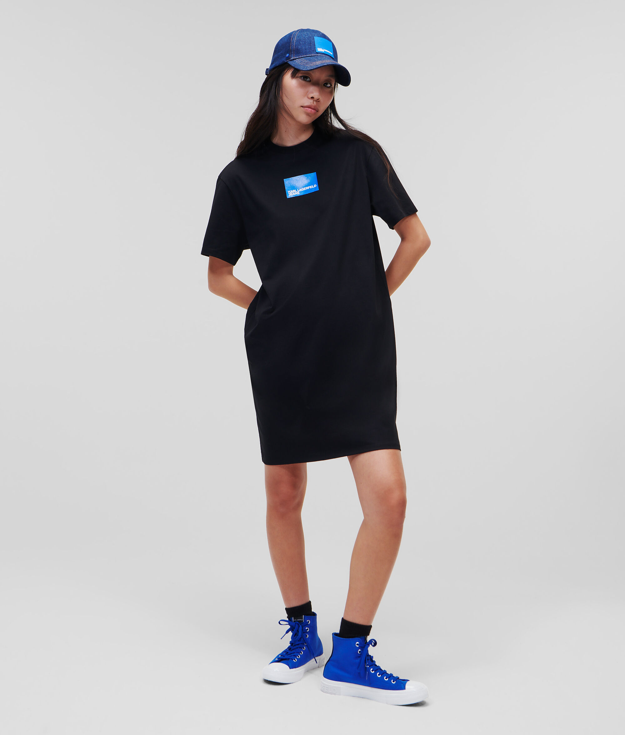 ROBE T-SHIRT KLJ