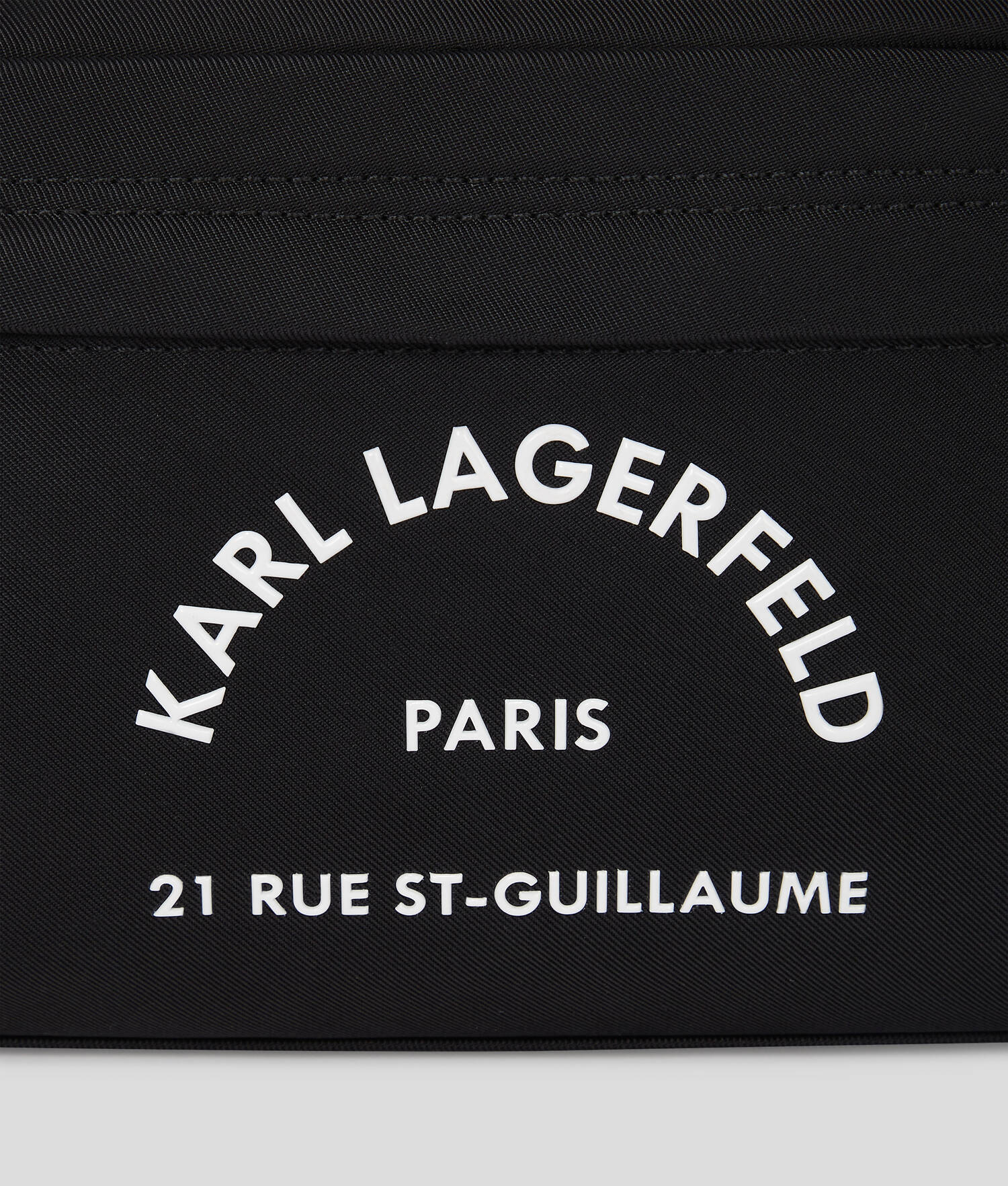 TROUSSE DE TOILETTE RUE ST-GUILLAUME