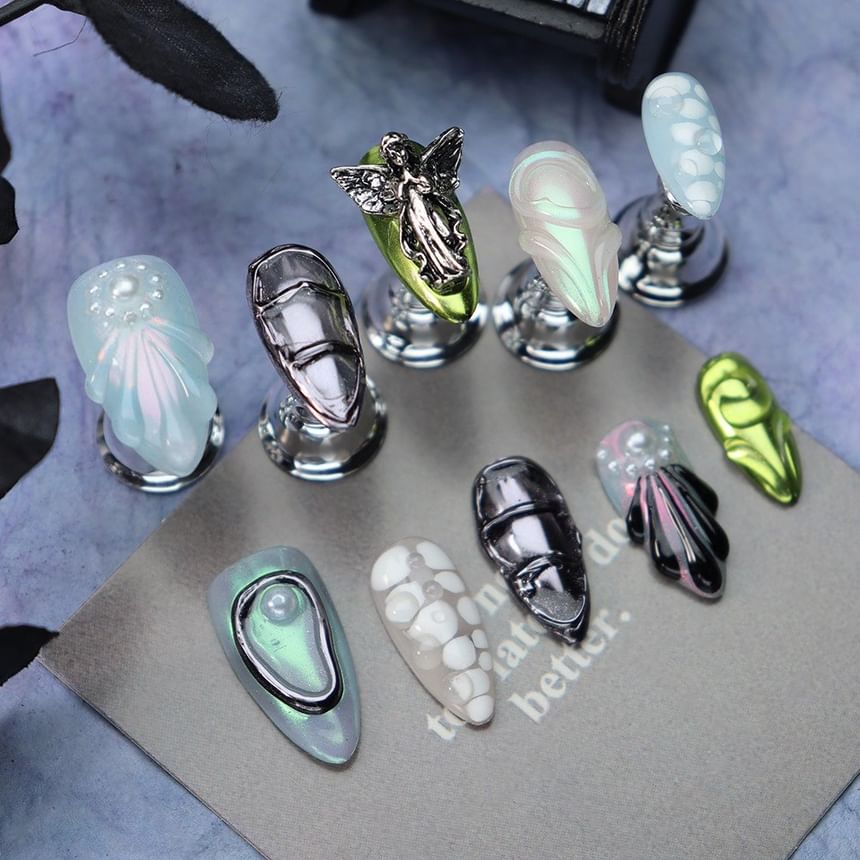 gracienorm - Angel Metallic Almond Press On Nail
