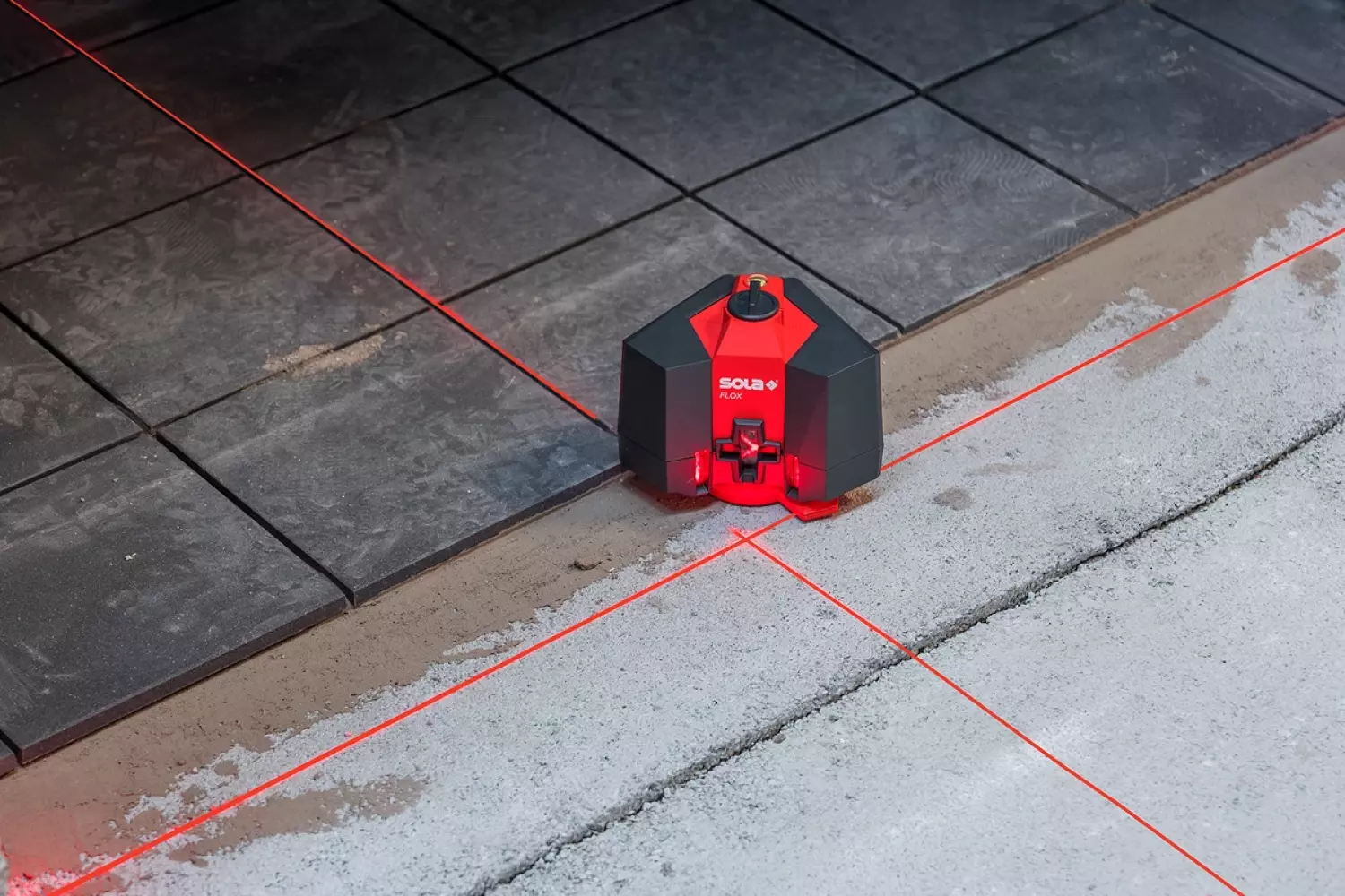 Sola Flox vloer en kruislijnlaser in koffer   laserbril - 10m