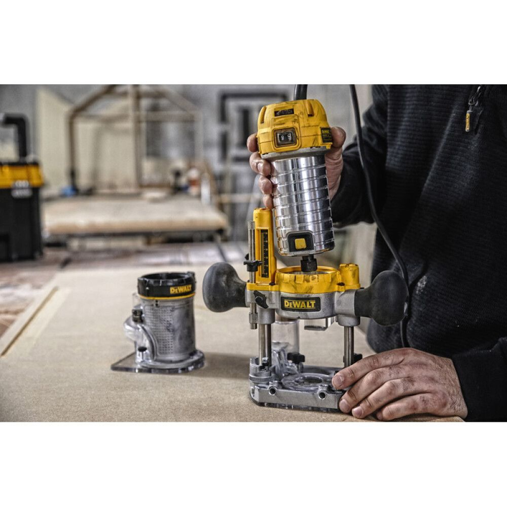 KOMBIFRES DEWALT D26204K-QS 8MM 900W ELDREVET