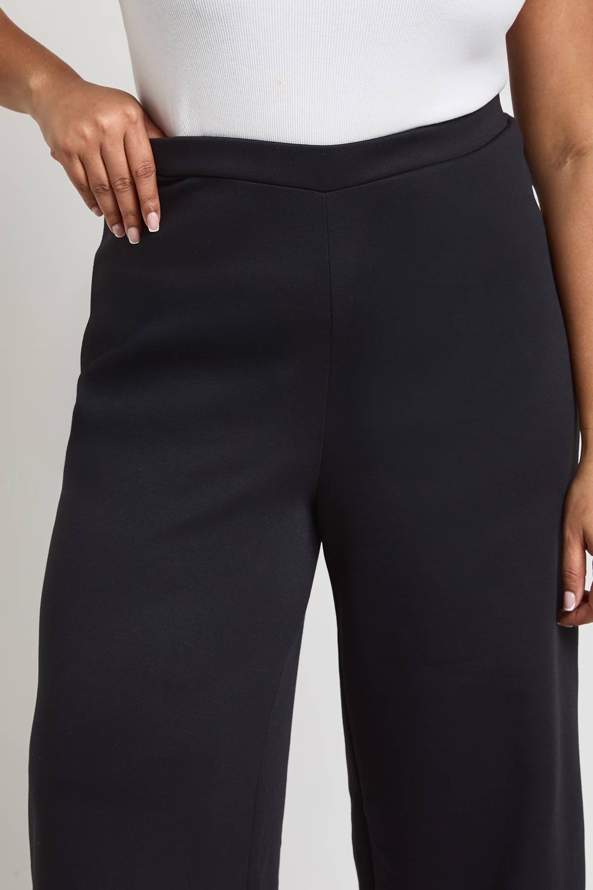 boohoo Pantalon Large Grande Taille