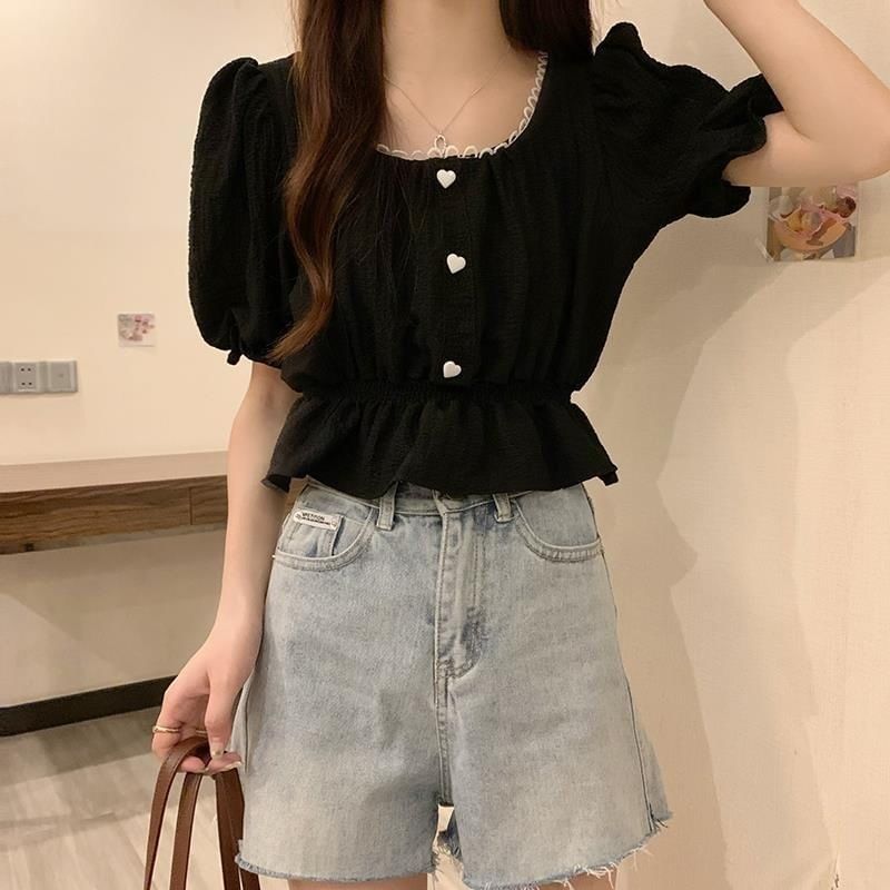 Sisyphi - Blouse met korte mouwen en hartaccent