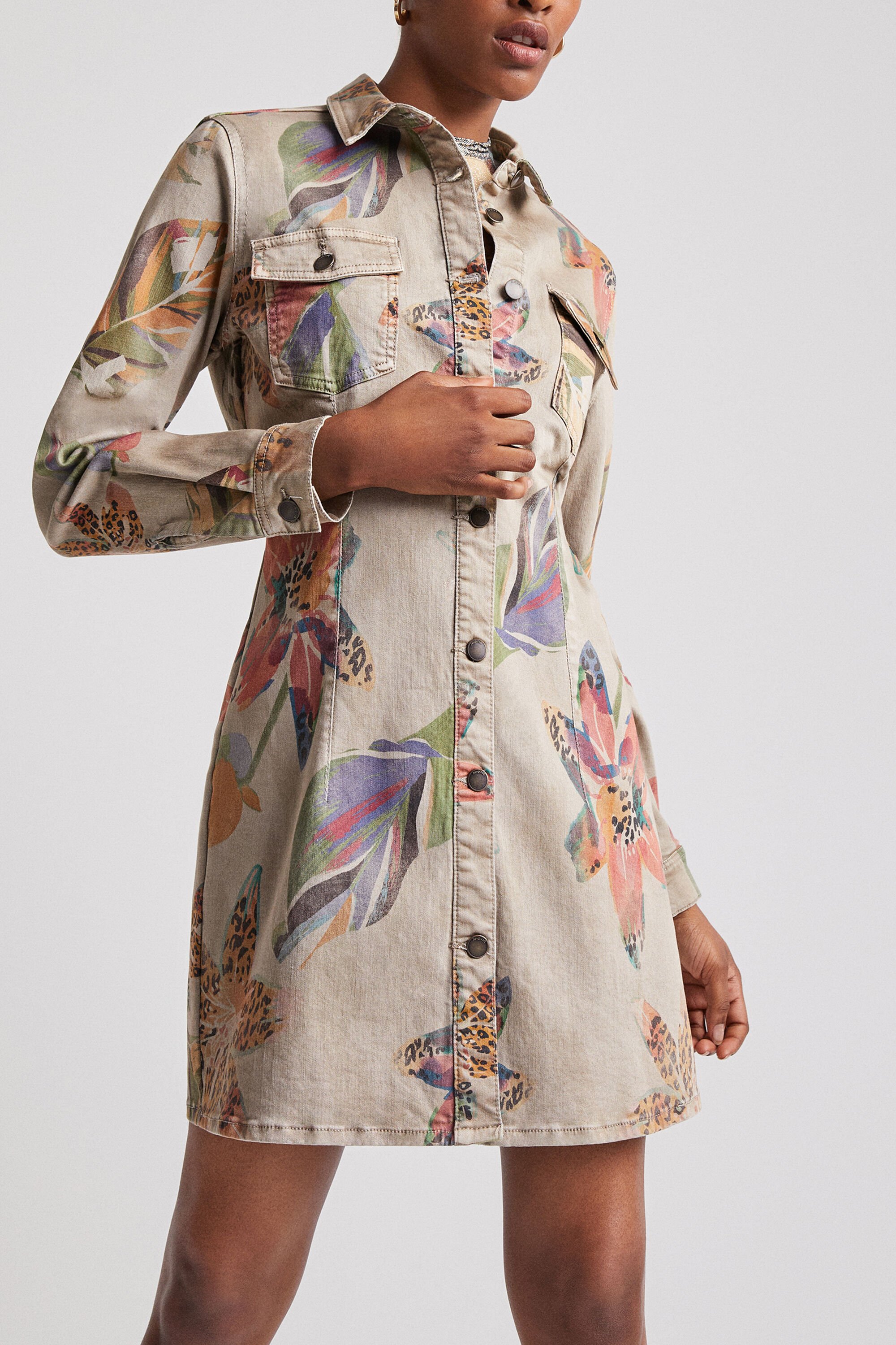 Robe chemise élastiquée camoflower