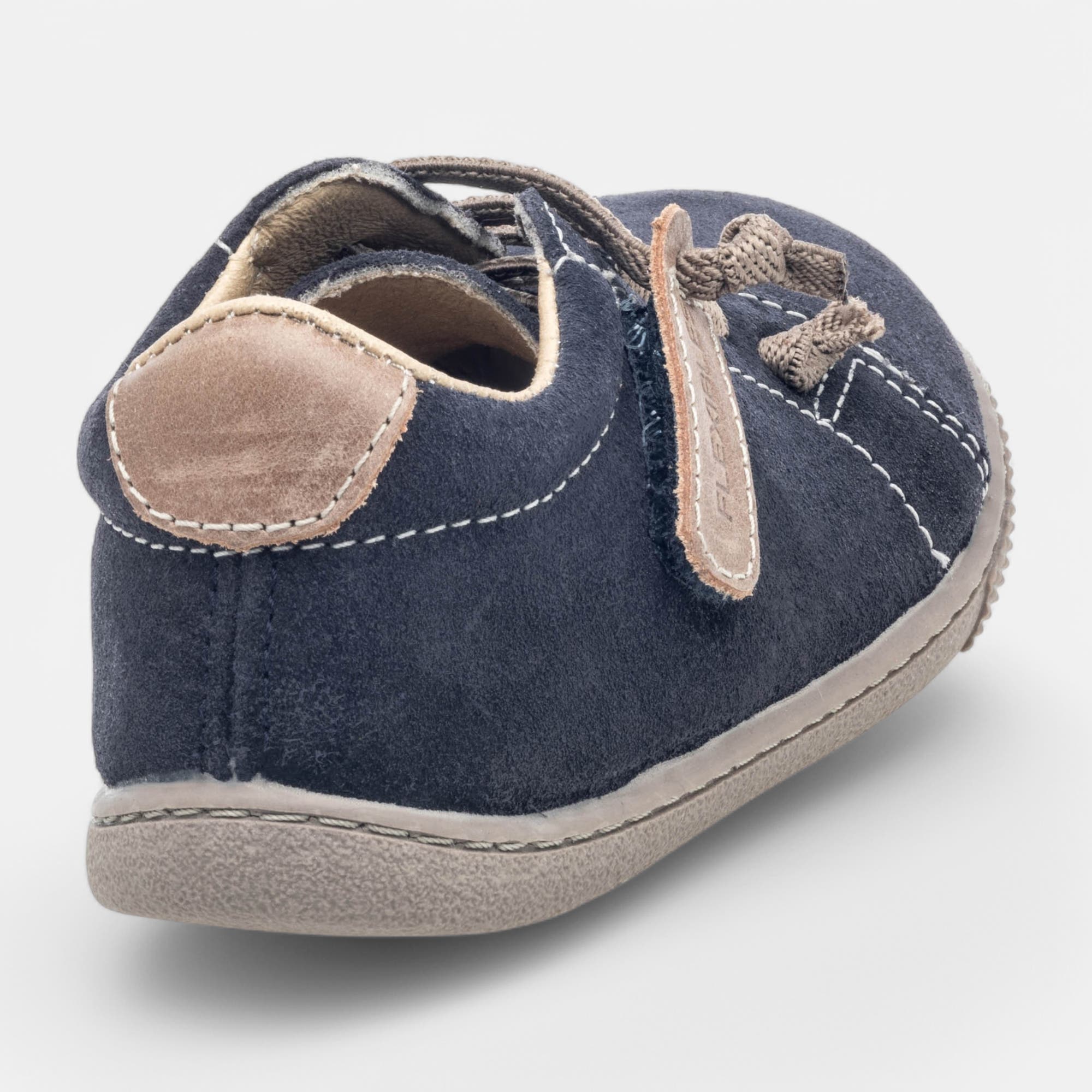 Baskets basses Garçon en cuir bleu marine