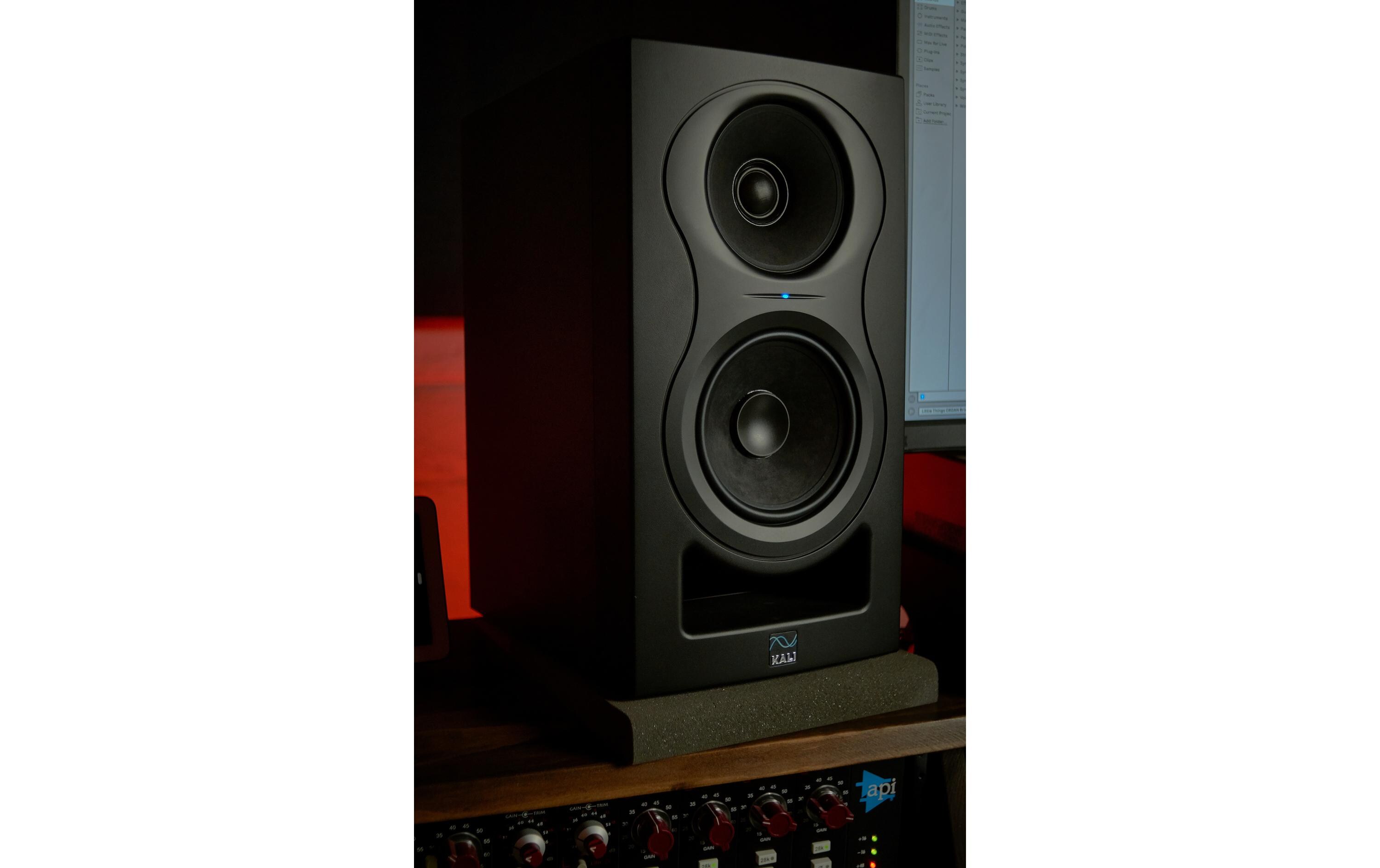 Studiomonitor IN-5 160 W, Schwarz<br>Aktiver 3-Wege-Studiomonitor