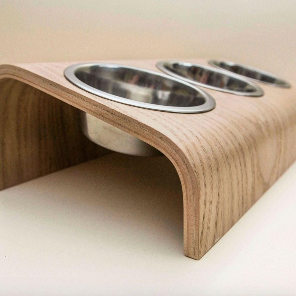 Buvo - set ergonomique 3 gamelles en acier, socle bois chêne, 43x24x14cm