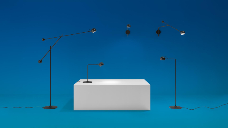 Artemide IXA wandlamp medium LED antraciet