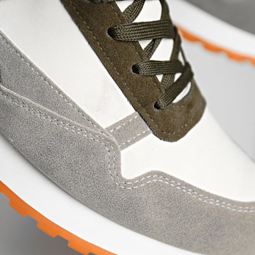 Baskets Gris