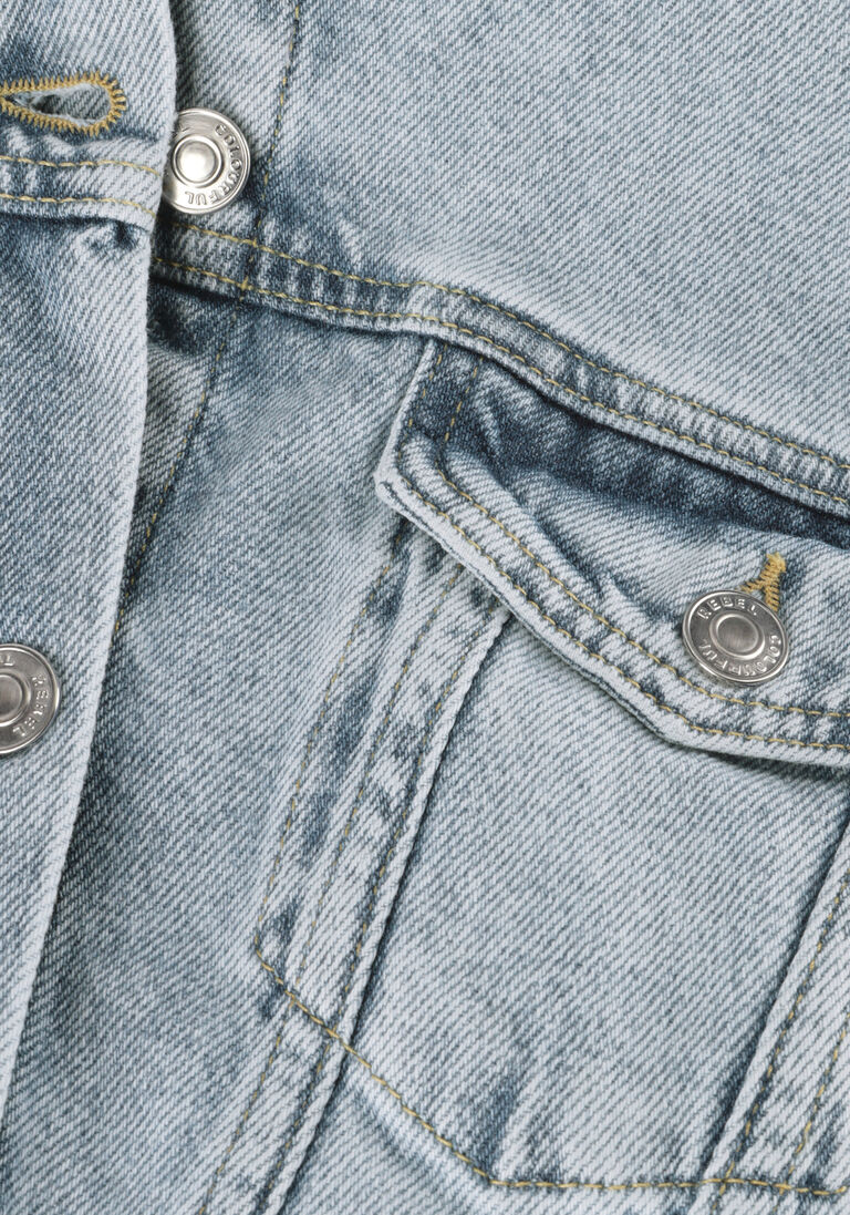 COLOURFUL REBEL blauwe colourful rebel spijkerjas ornel cropped denim jacket