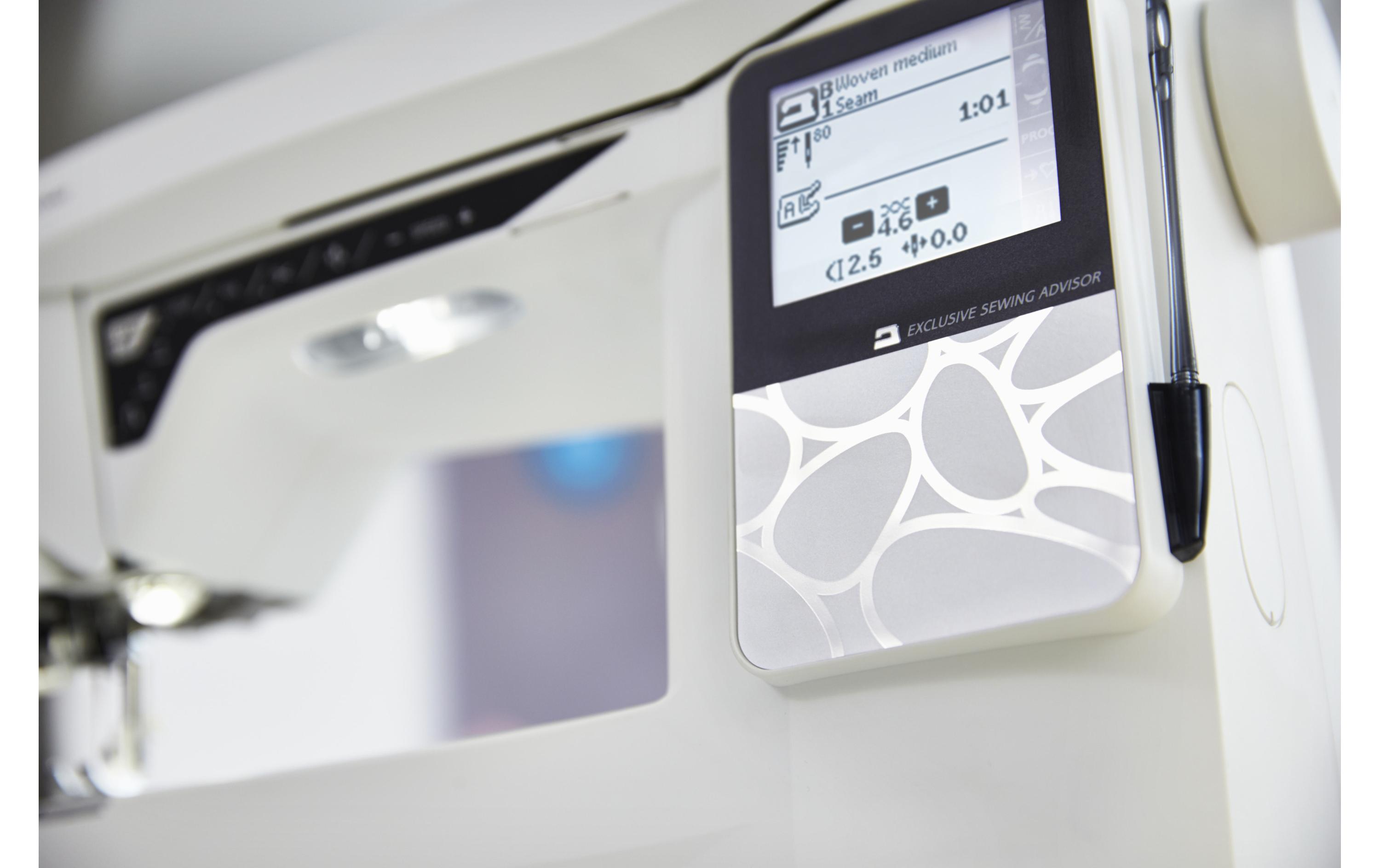 Nähmaschine Opal 690Q<br>Nähmaschine mit grosser Funktionsvielfalt