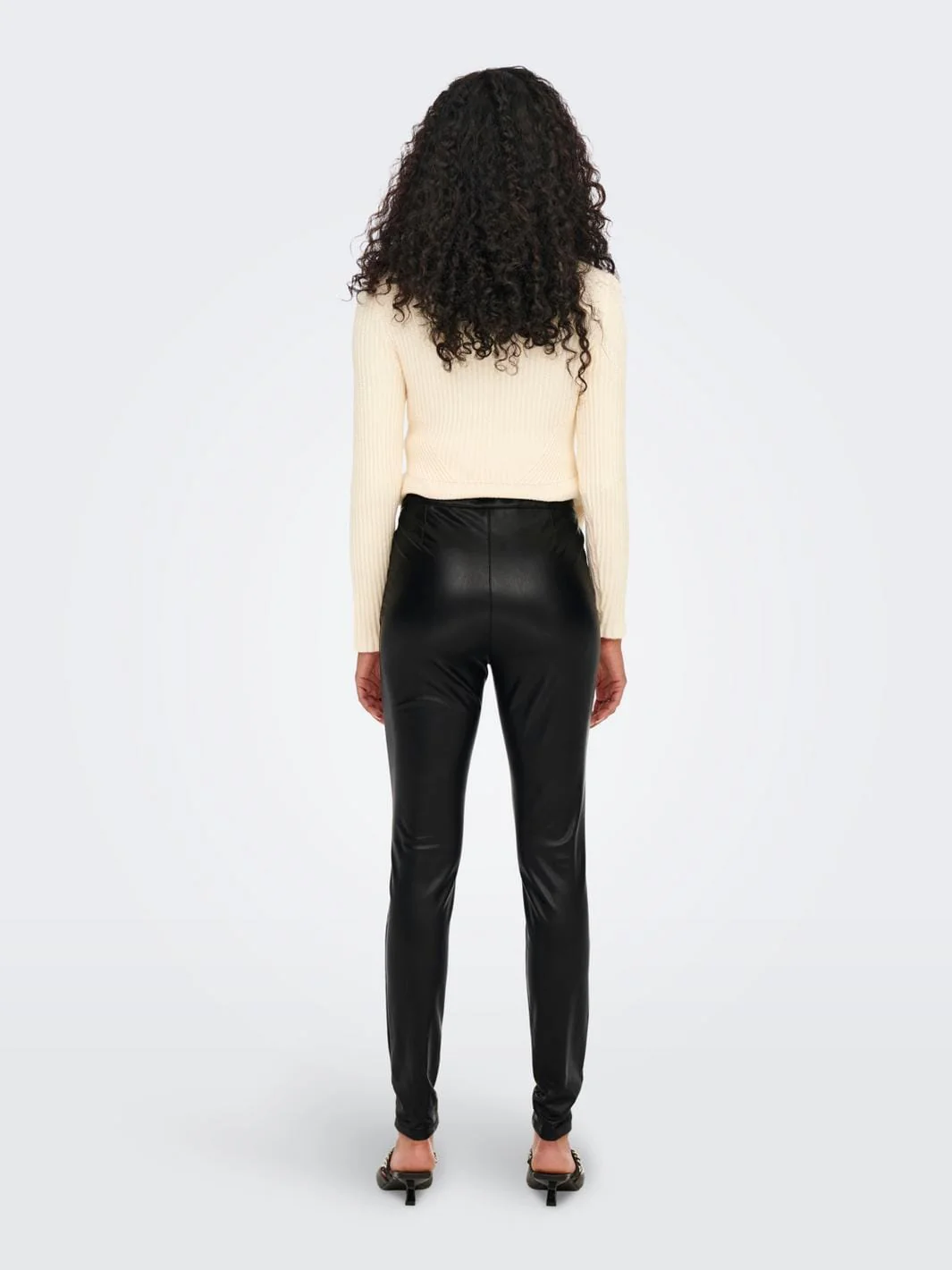 Only Onljessie Fauxleather Zip Pant Cc