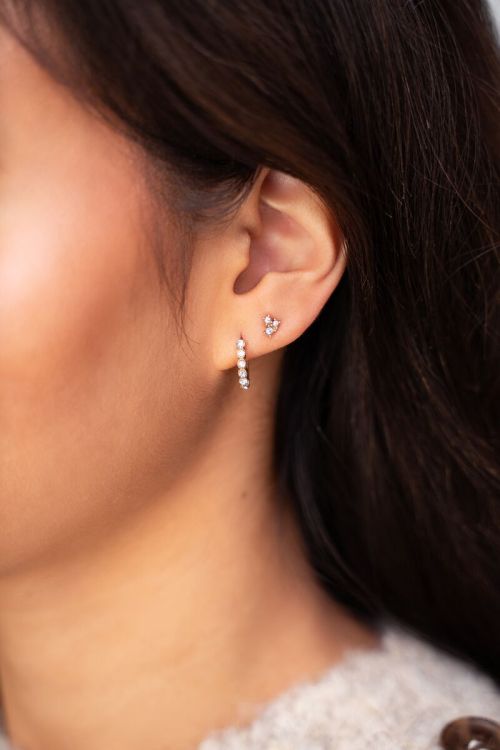 Universe studs met vierkante zilverkleurige steentjes
