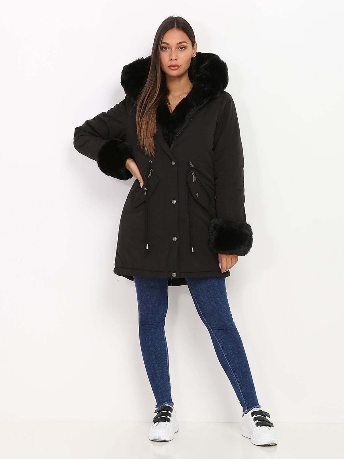 Manteau fourré à capuche- Noir