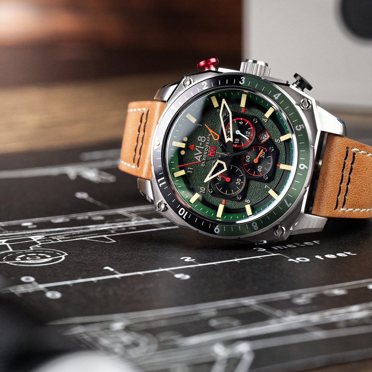Montre homme AVI-8 quartz chronographe - Bracelet cuir véritable de vachette - Date - Hawker Hunter