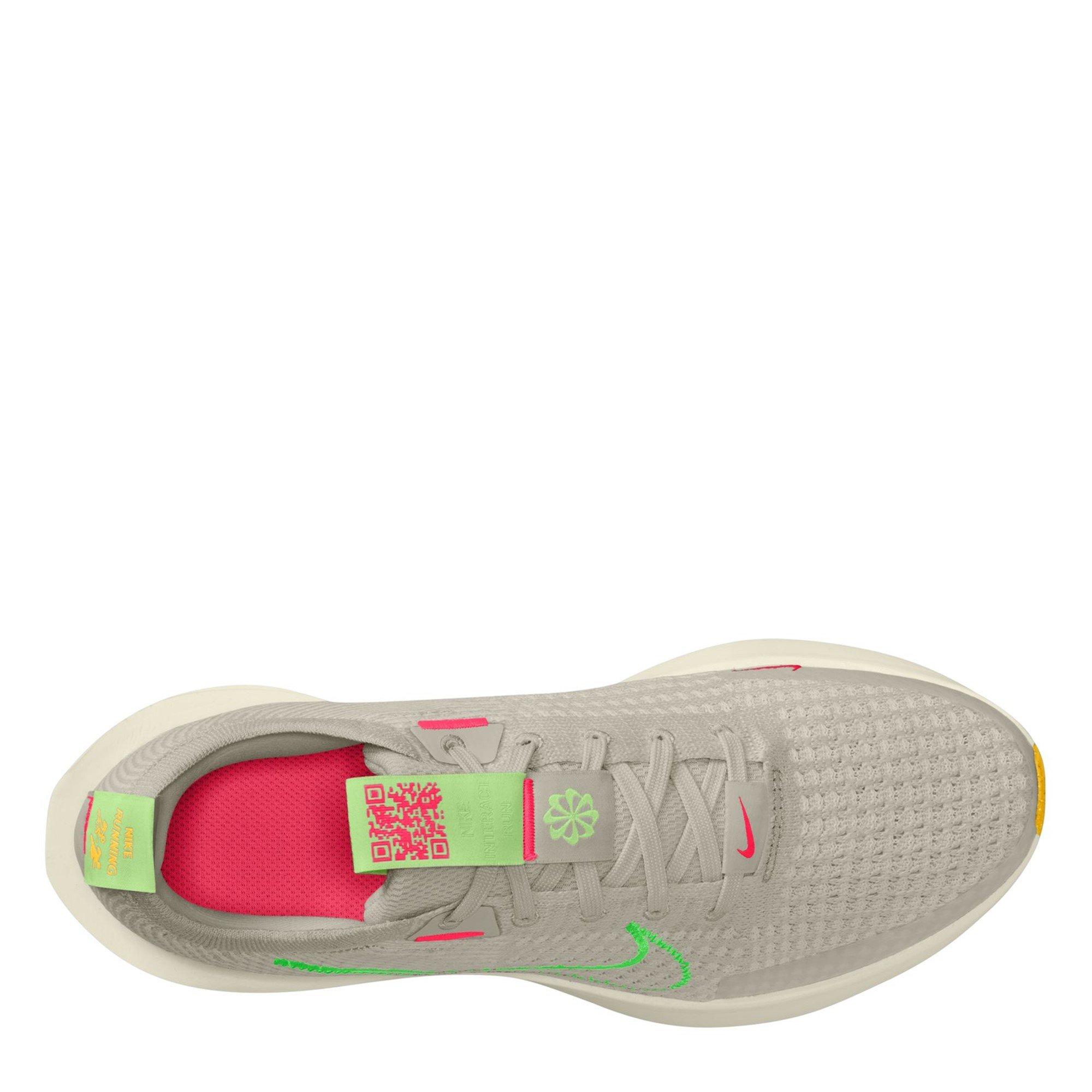 Nike Interact Run Womens Running Shoes
