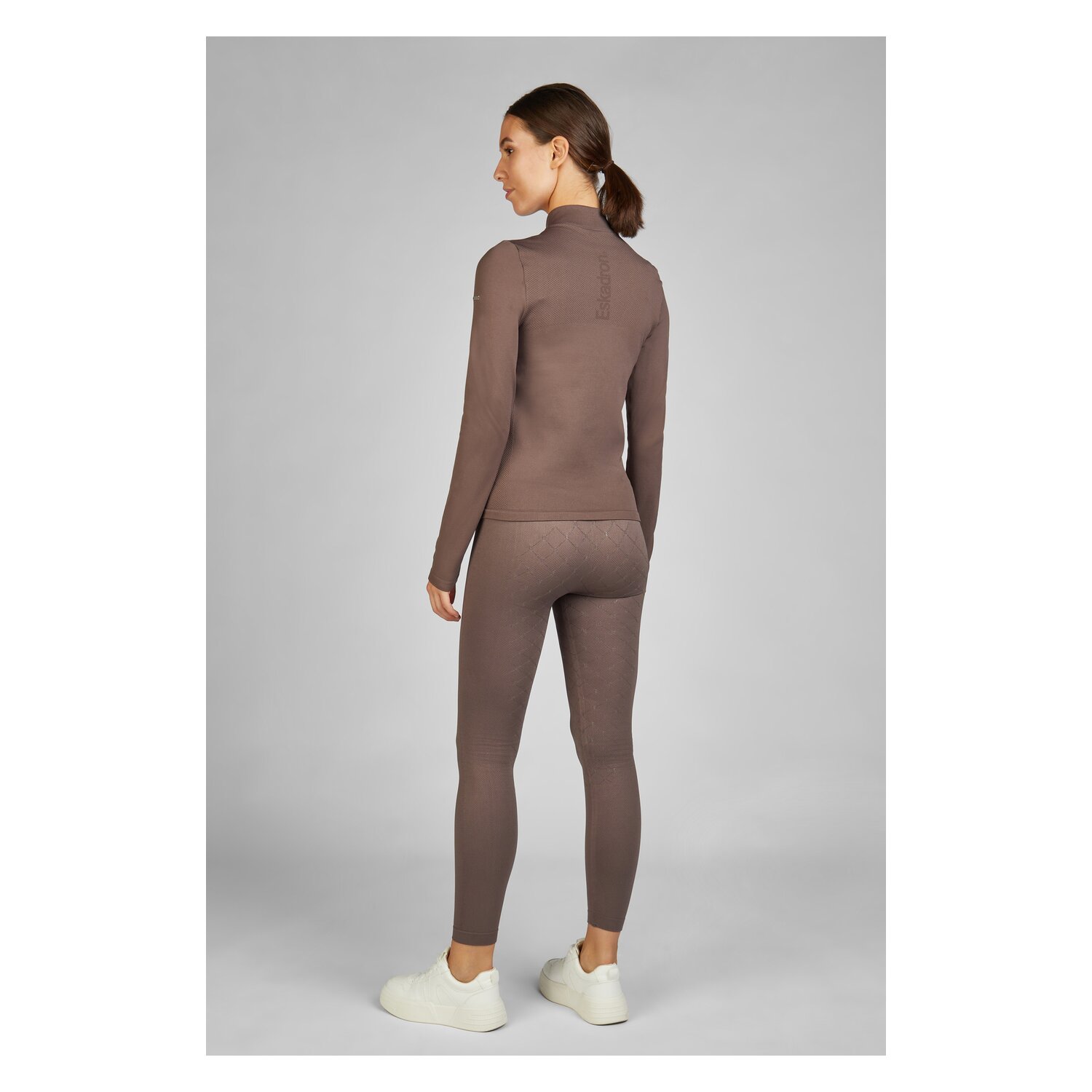 ESKADRON Classic Sports Zip-Shirt Seamless - deep taupe