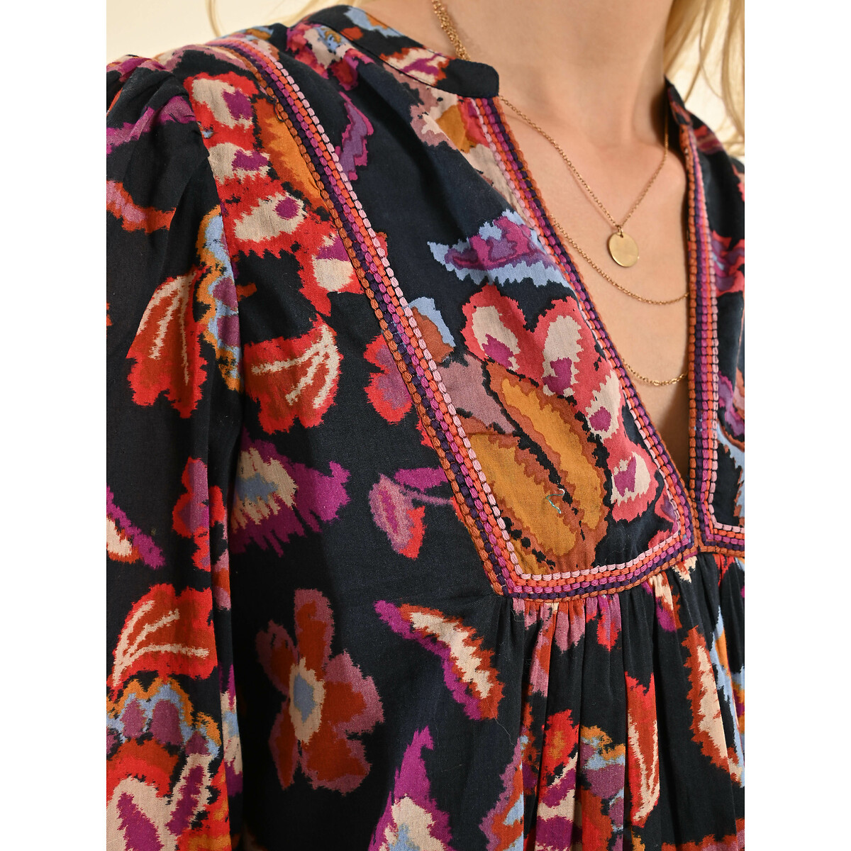 MOLLY BRACKEN<br>Camisa com estampa floral