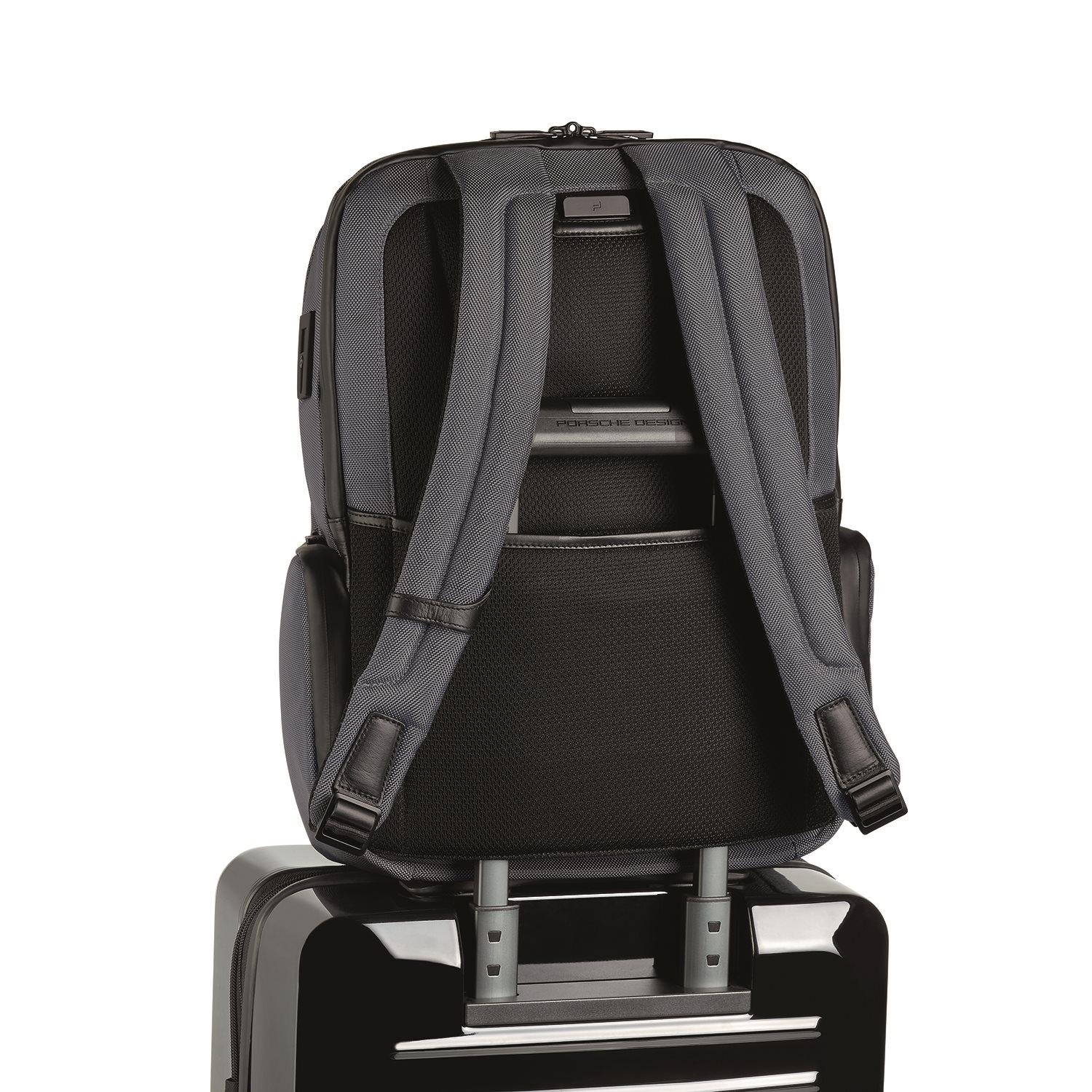Porsche Design Roadster Pro Backpack L anthracite