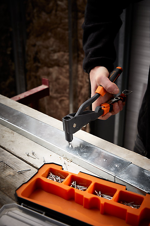 Pince à riveter + 100 rivets Magnusson