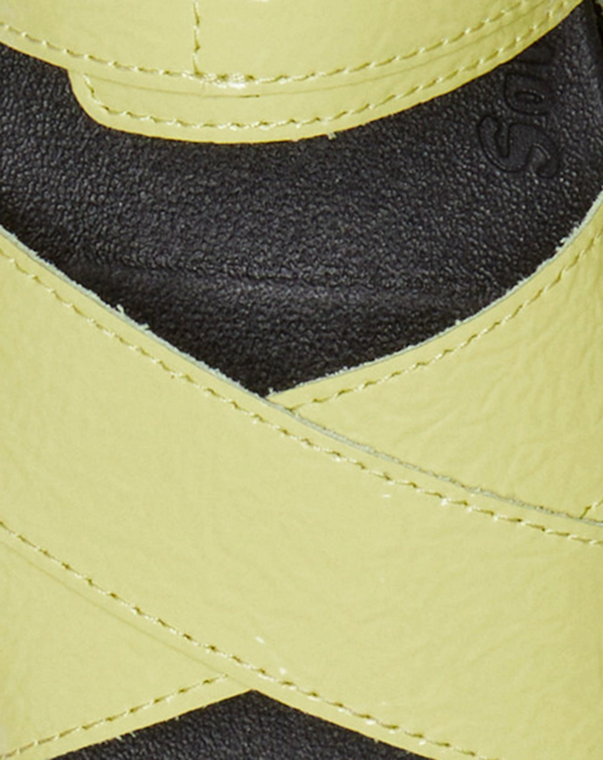 Riemensandalen VOSS II DISTRESSED PATENT in lime green