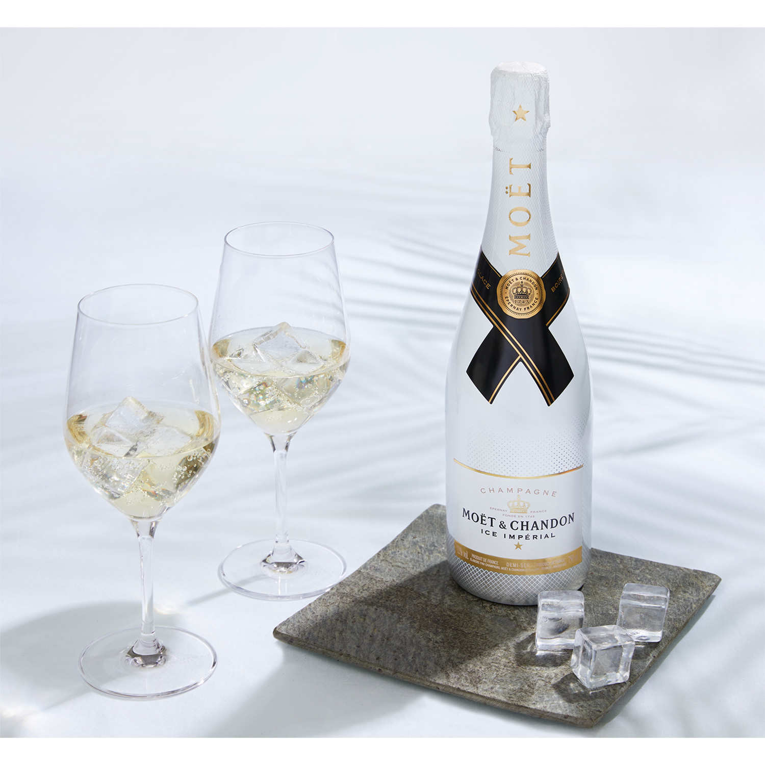 Champagne Moët & CHANDON Ice Impérial