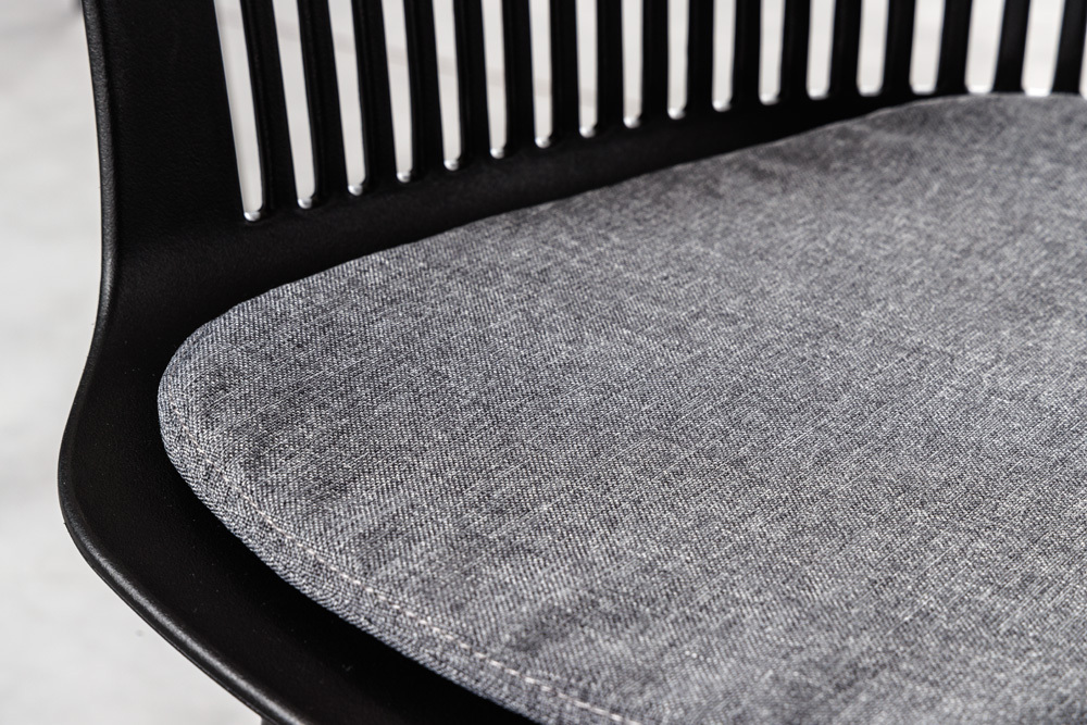 Design Stuhl AIRE schwarz Kunststoff Stahlgestell Indoor Outdoor inkl. Kissen